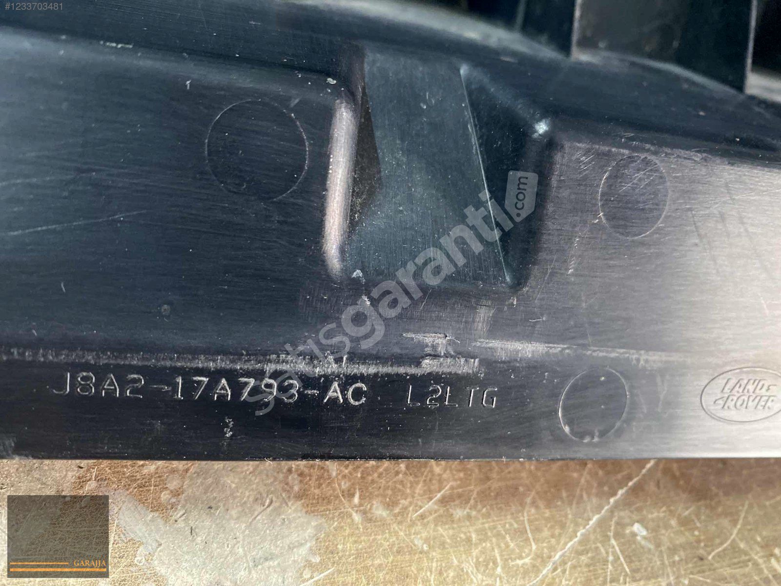 RANGE ROVER VELAR ÖN TAMPON TUTUCU BRAKETİ J8A2-17A793-AC ORİJ