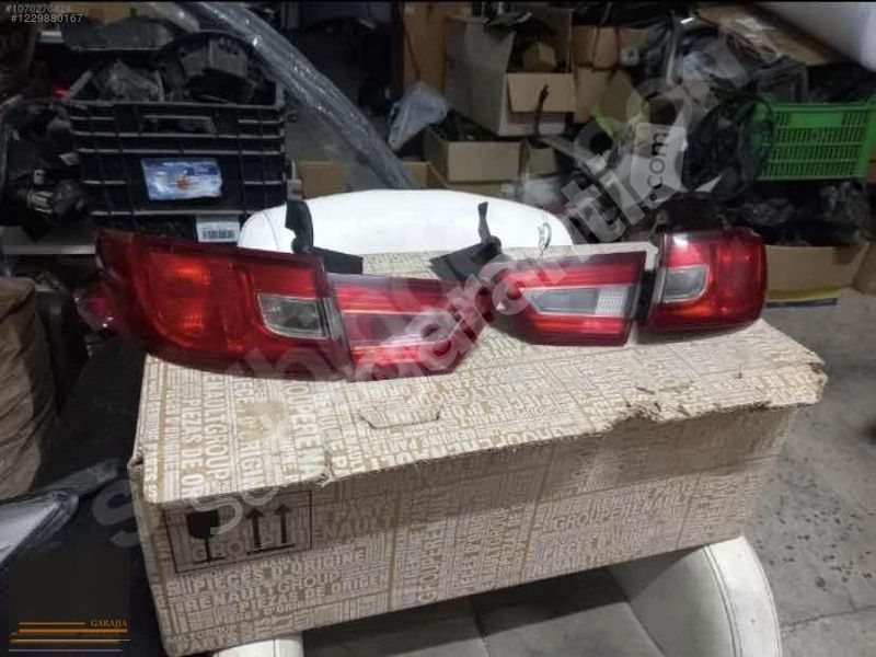 RENAULT CLİO 4 ARKA SAĞ VE SOL İÇ DIŞ STOP ORİJİNAL ÇIKMA