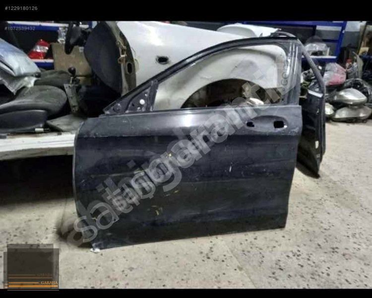 MERCEDES W205 C KASA ÖN SOL KAPI ORİJİNAL ÇIKMA