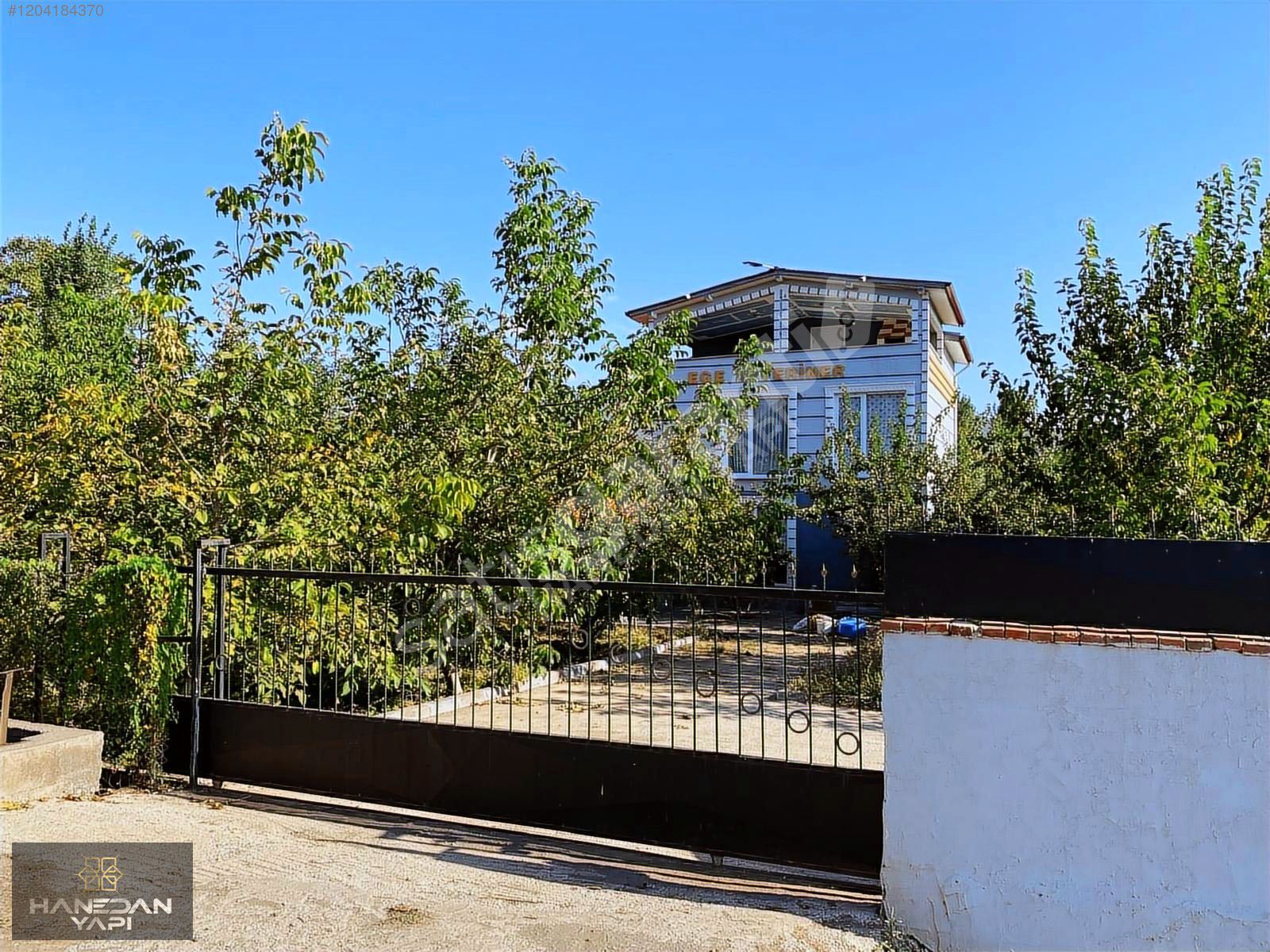 ÇAMAĞZI KÖYÜNDE SATILIK 3+1 BAĞ EVİ