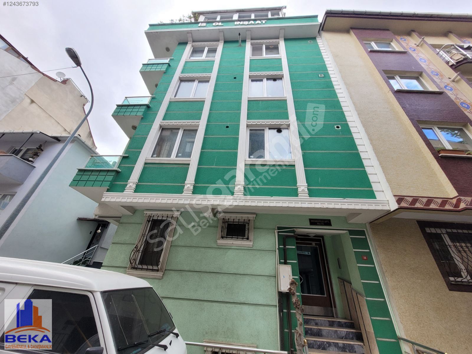 Ümraniye Çarşı'da 135m2 3+1 Satılık Dubleks