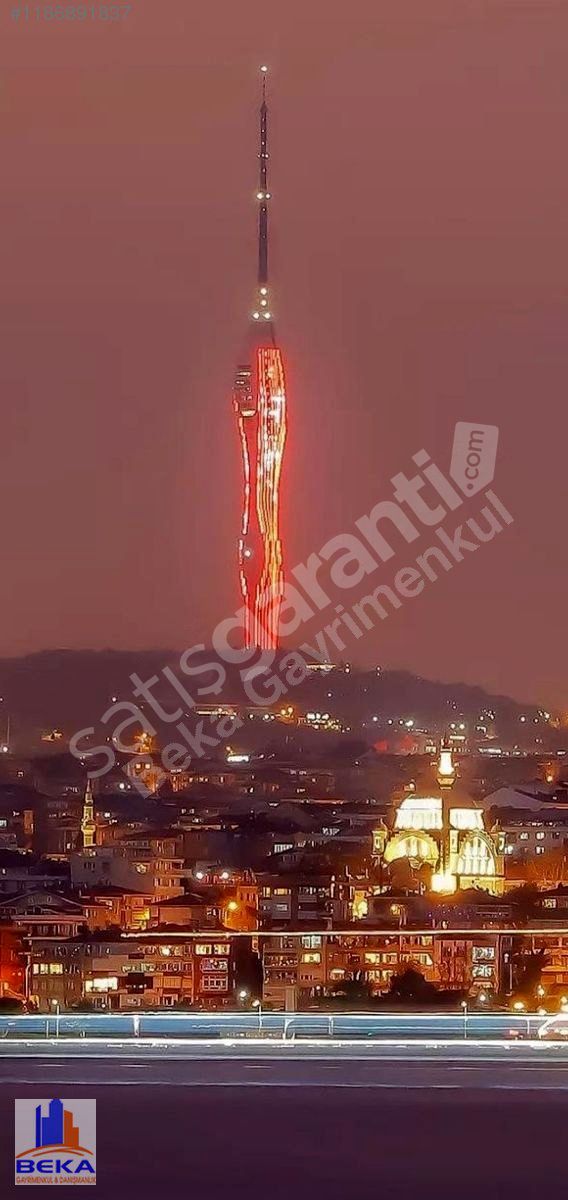 ÜSKÜDAR DA SİTE İÇERİSİNDE VİLLA