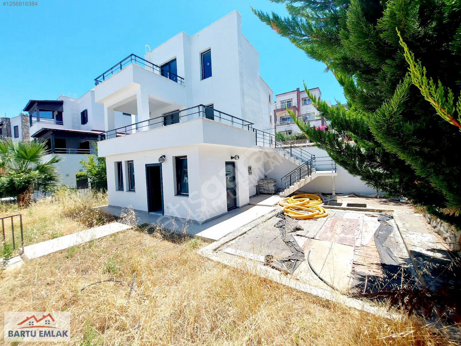 Bodrum turgutreis Karabağ'da Deniz manzaralı müstakil ev