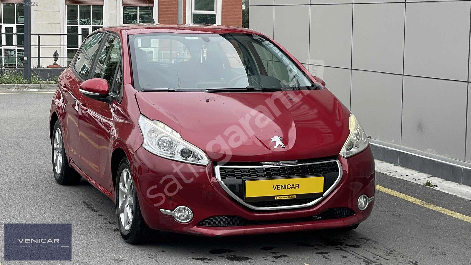 VENİCAR PEUGEOT 208 OTOMATİK DÜŞÜK KM KREDİ KARTI TAKAS KREDİ