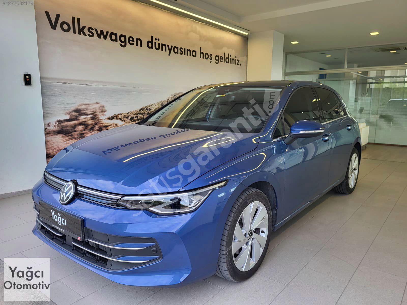 *YETKİLİ BAYİDEN 2025 VW GOLF 1.5 e-TSİ STYLE C.TAVAN (9.500KM)