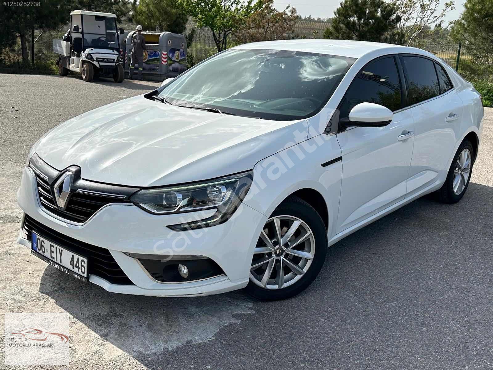 ANKARADA 2020 MEGANE TOUCH DİZEL OTOMATİK 183000 KMDE