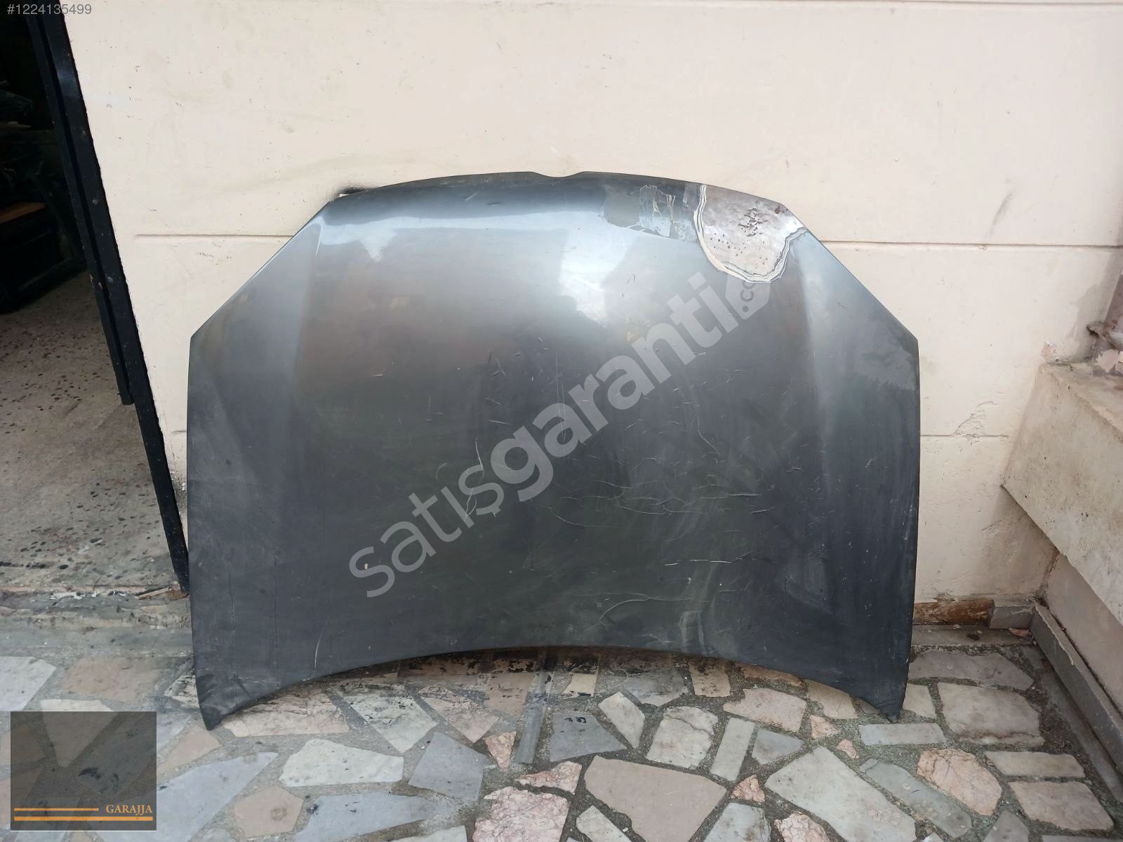 VOLKSWAGEN GOLF 5 ÖN KAPUT ORJİNAL ÇIKMA