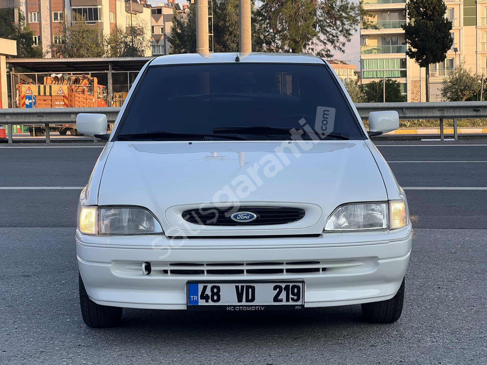 HC AUTO|Escort 1.6 Değişensiz/SıfırVize/Çiziksiz/KARTA12TAKSİT
