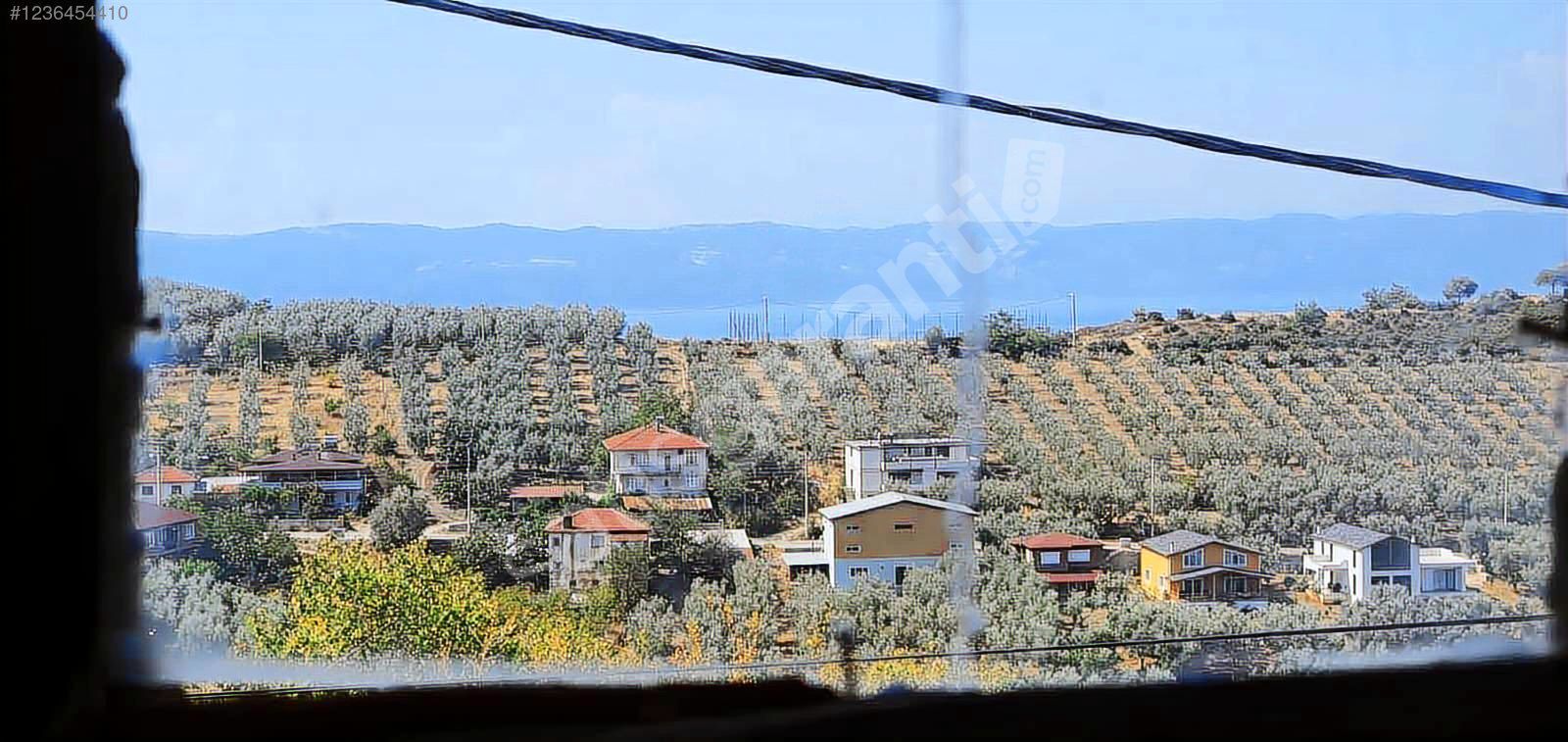 İznik İnikli mh de göl manzaralı müstakil villa