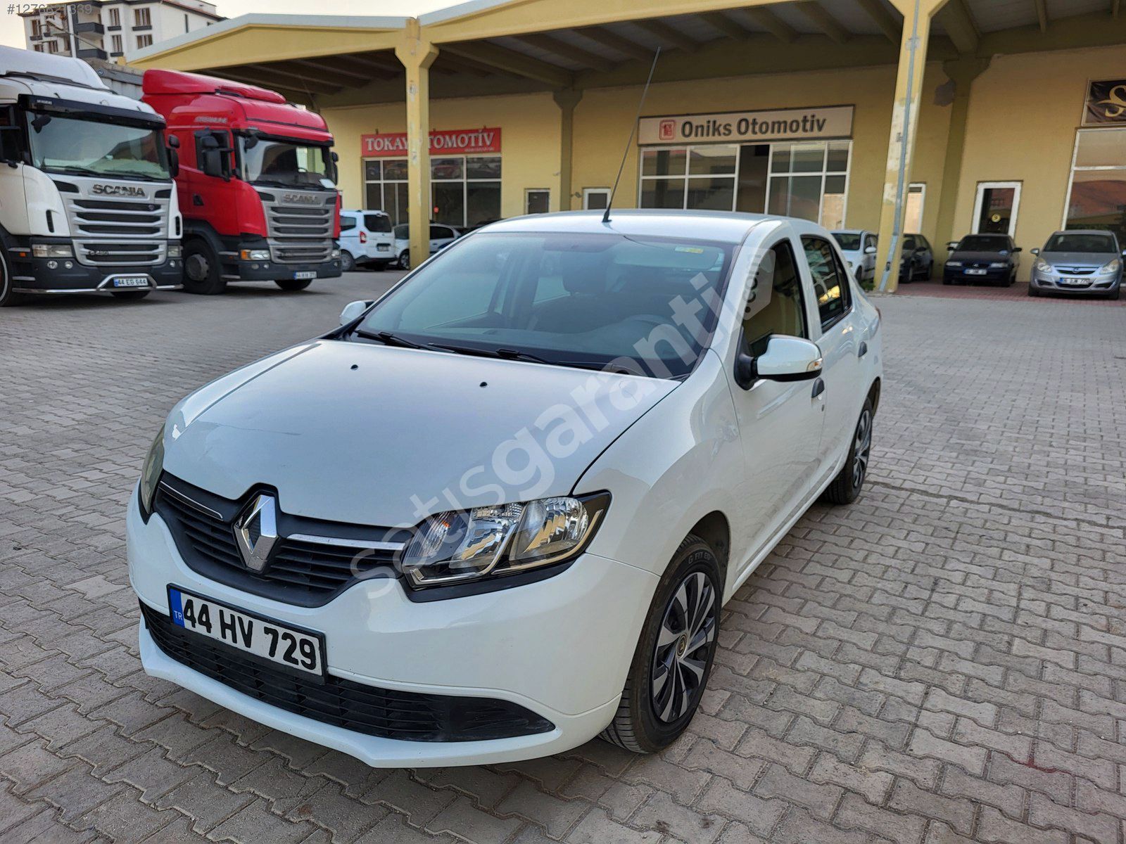 ONİKS OTOMOTİVDEN 2016 SYMBOL 109000 KM 1.5 DCI 90 HP
