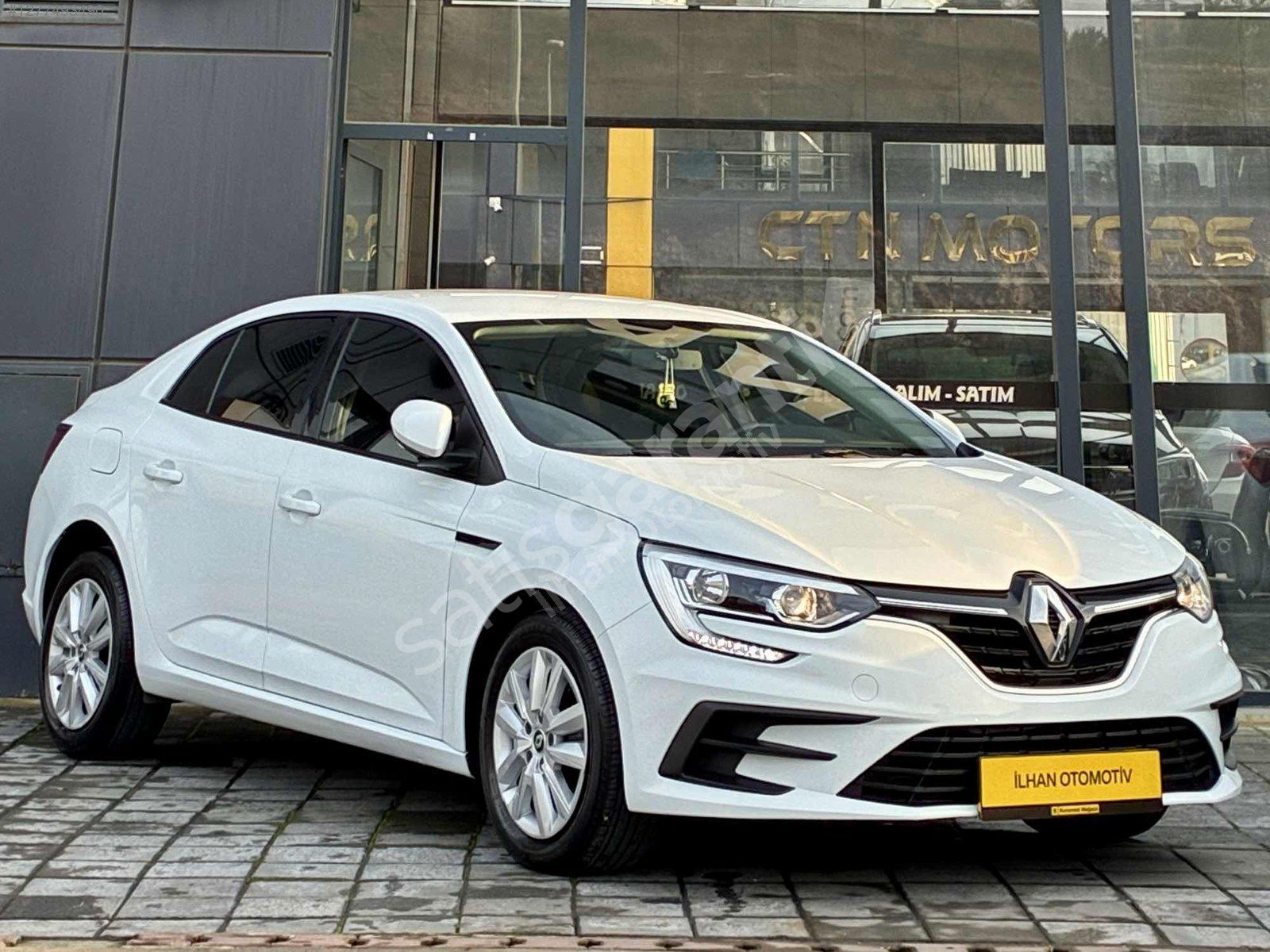 İLHAN OTOMOTİV'DEN 2021 MEGANE OTOMATİK