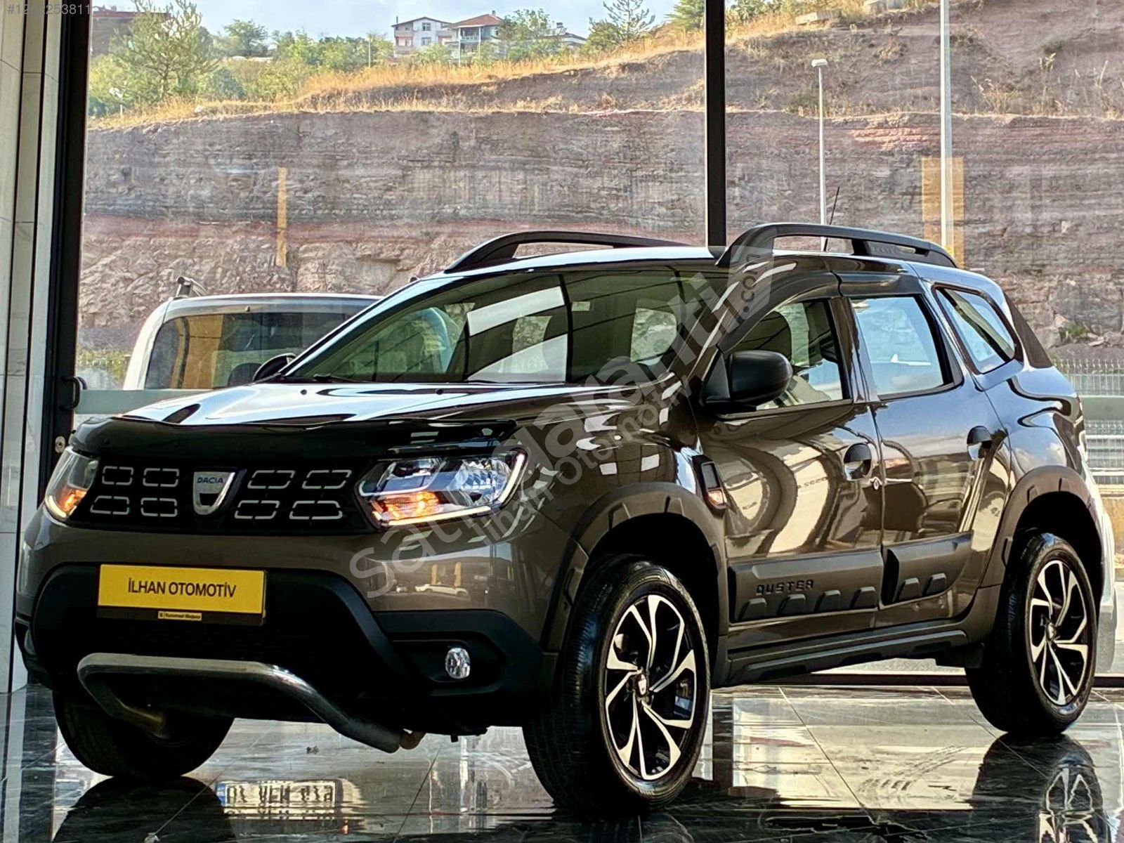 İLHAN OTOMOTİV'DEN HATASIZ BOYASIZ 2019 LANSMAN RENK DUSTER