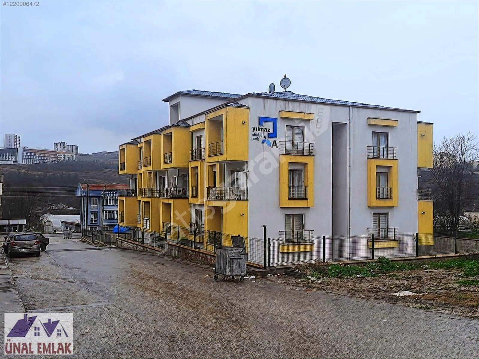 ÜNAL EMLAKTAN KILAVUZLAR YILMAZ YAPIDA SATILIK 2+0 DAİRE
