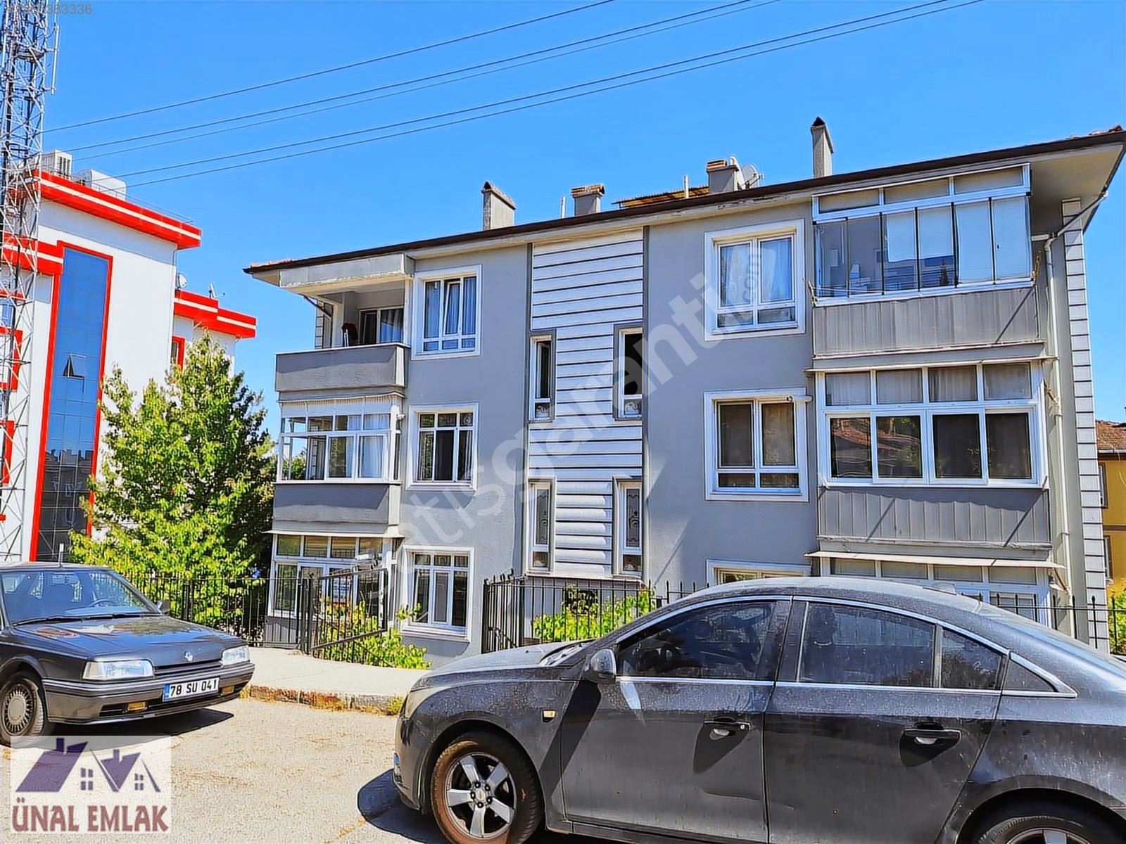 ÜNAL EMLAKTAN 5000 EVLER CUMHURİYET MAH.DE KİRALIK 3+1 DAİRE