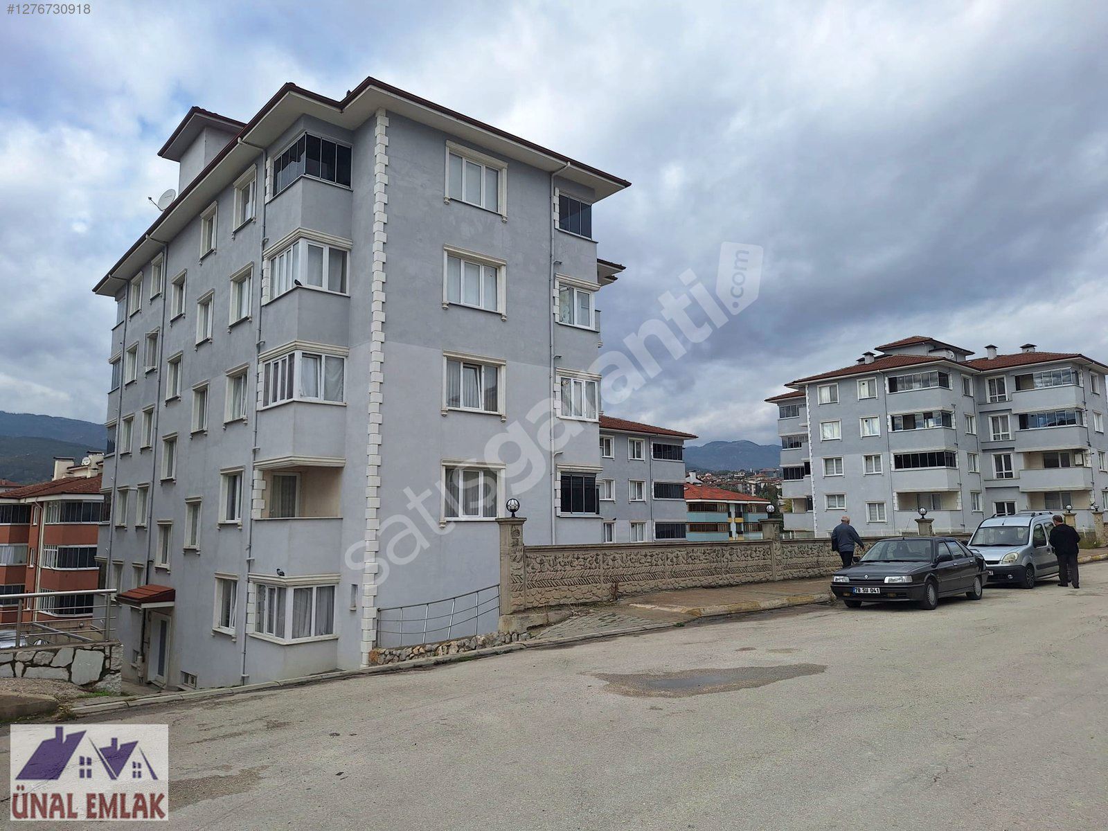 ÜNAL EMLAKTAN SAFRANBOLU BARIŞ MAHALLESİNDE SATILIK 2+1 DAİRE