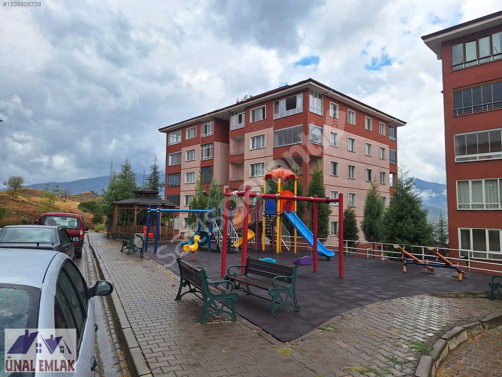 ÜNAL EMLAKTAN ÜNİVERSİTE TOKİ KONUTLARINDA SATILIK 2+1 DAİRE