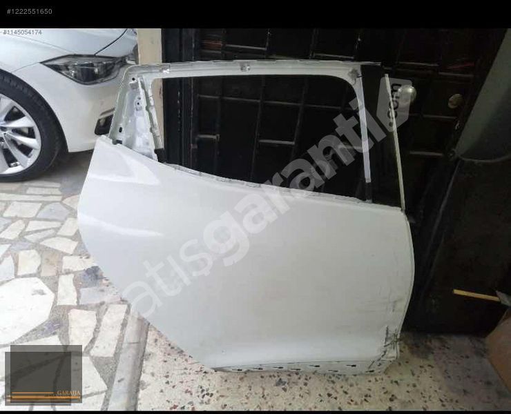 RENAULT CLİO 4 ARKA SAĞ KAPI ORİJİNAL ÇIKMA