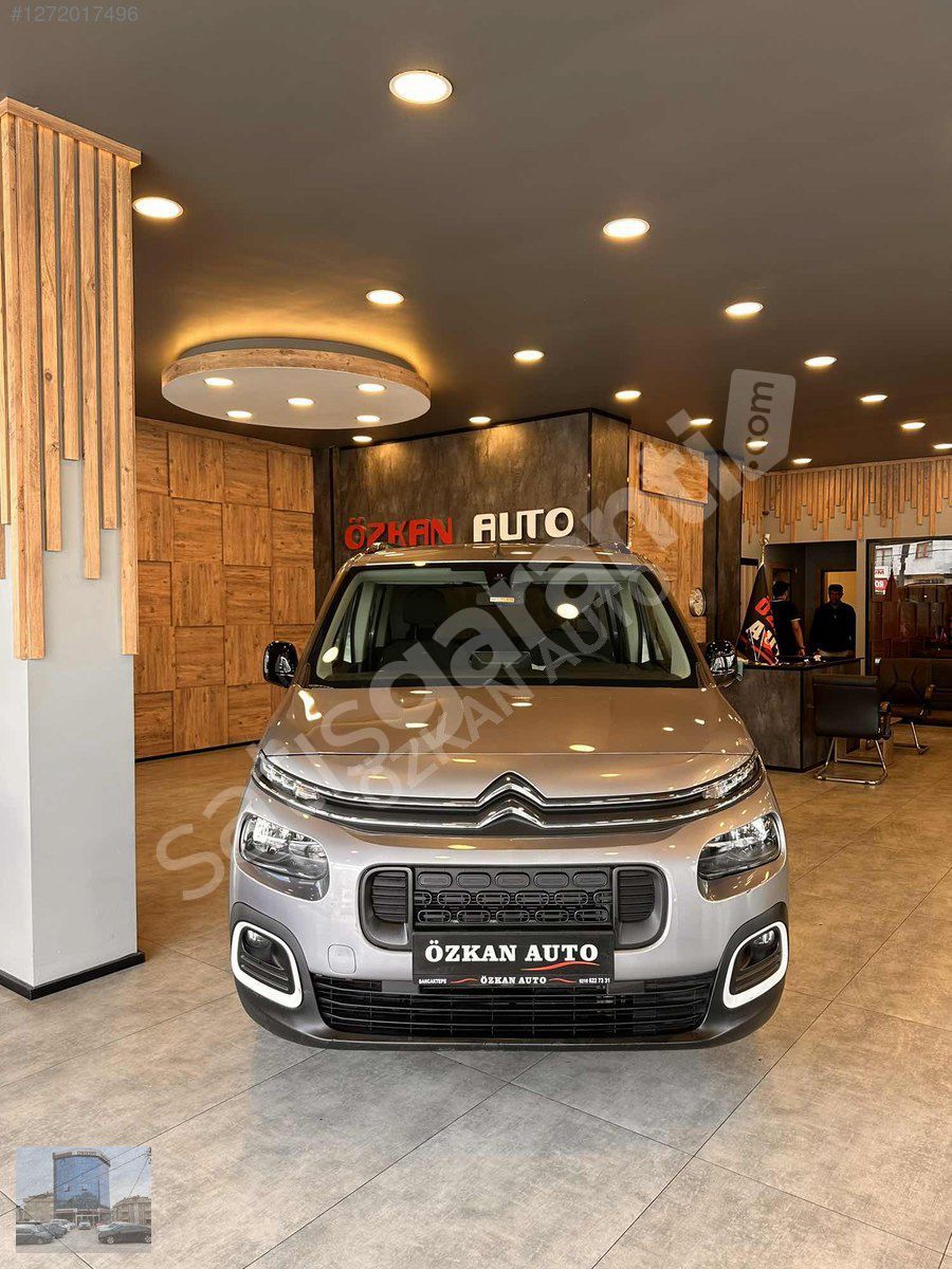 ÖZKAN AUTO'DAN BERLİBGO /HATASIZ/60.000KM/OTOMATİK/E-TOGGLE VTS