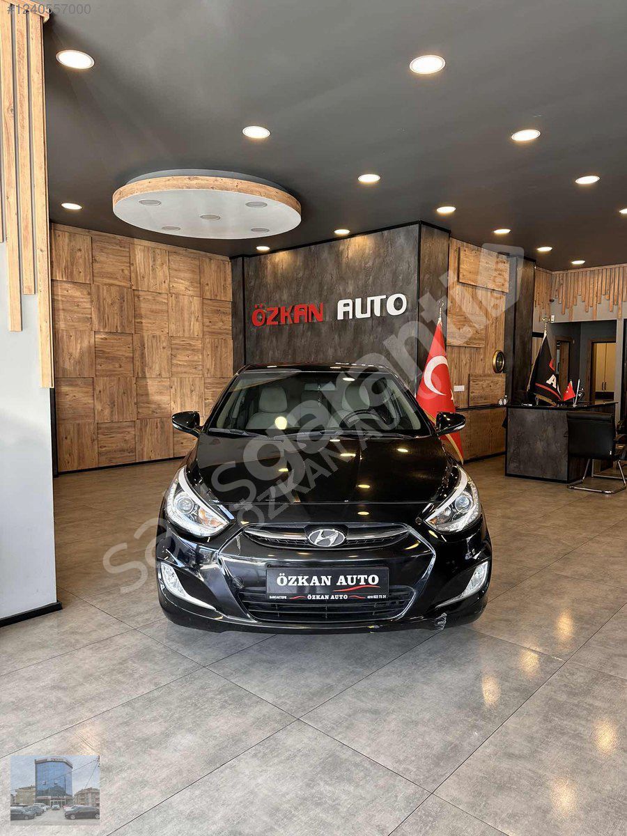 ÖZKAN AUTO'DAN ACCENT BLUE MODE PLUS /1.4 BENZİN/GERİGÖRÜŞ
