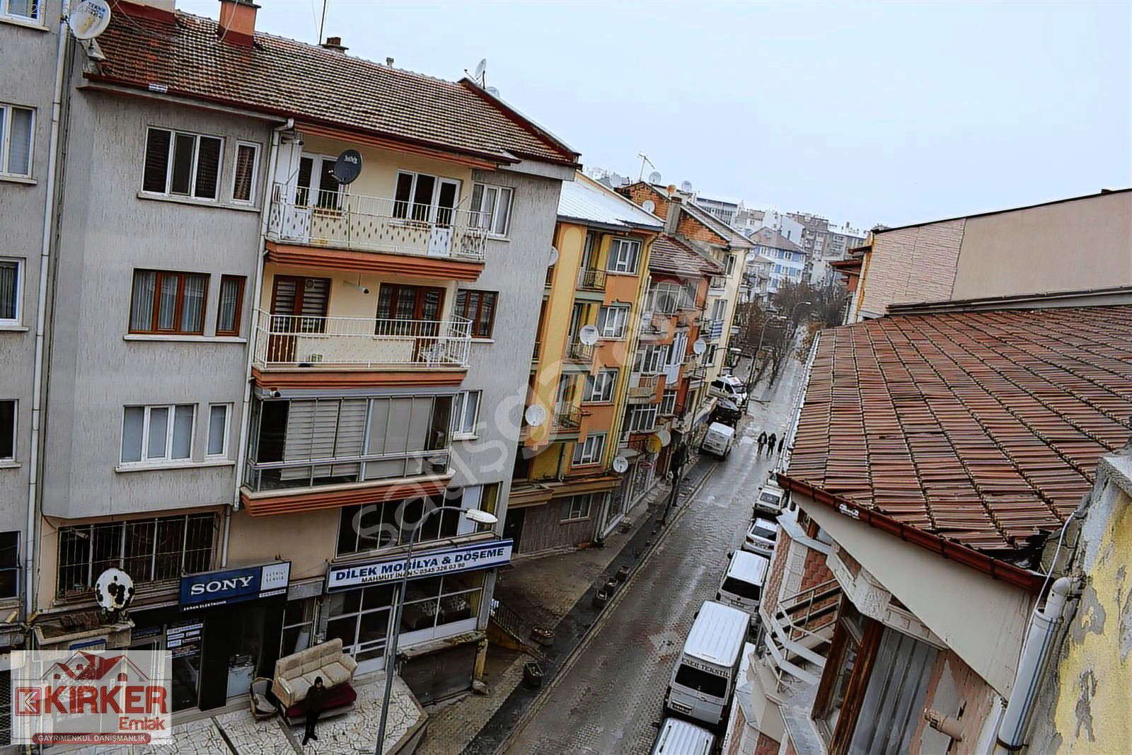 KIRKER'DEN Marulcu Mh. 3+1 Bakımlı Satılık Fırsat Daire !
