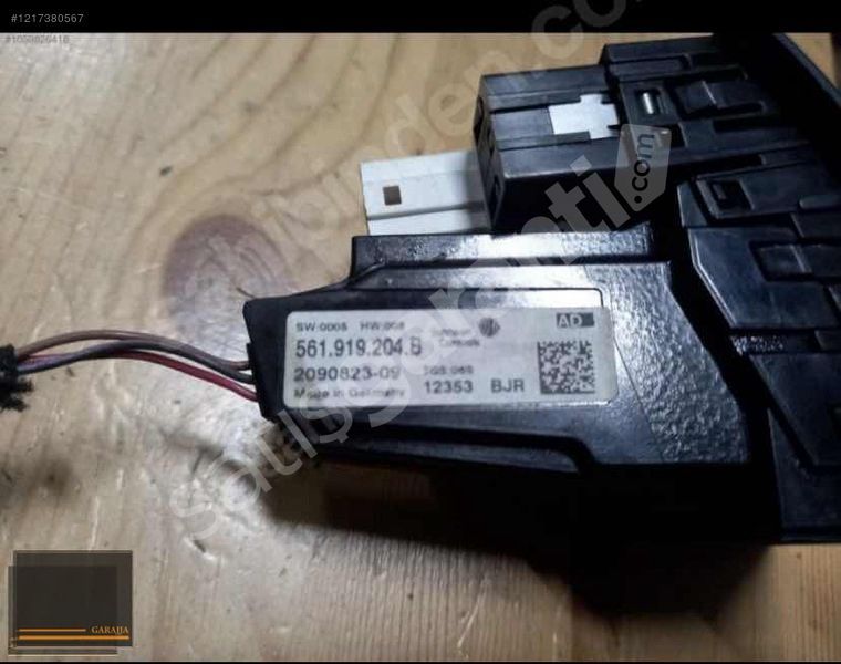 VOLKSWAGEN PASSAT 2011/14 SAAT VE DÖRTLÜ İKAZ DÜĞMESİ ÇIKMA ORİJ