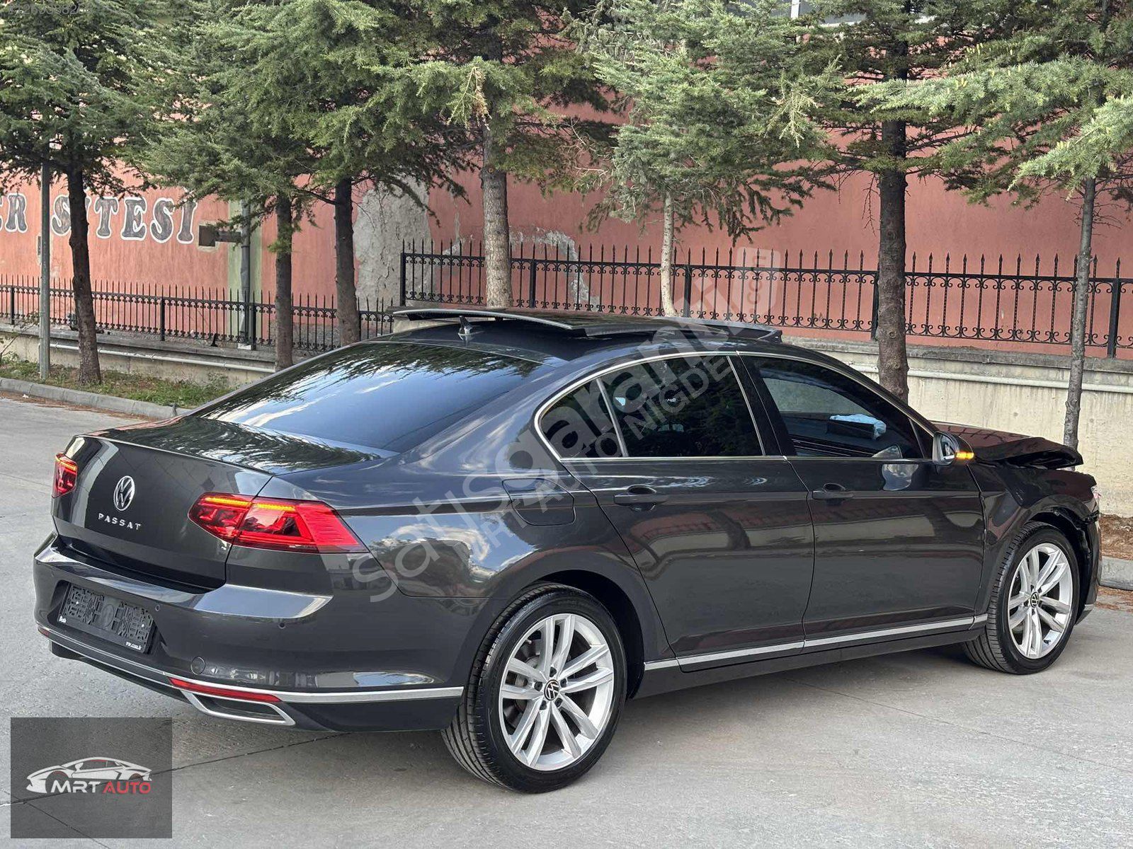 CAM TAVAN'LI 2022 VW PASSAT ELEGANCE DSG 1.5 TSİ 150 Hp 39.000Km