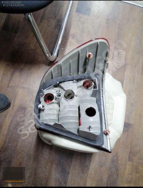 BMW E46 3 SERİSİ ARKA SOL STOP ORİJİNAL ÇIKMA