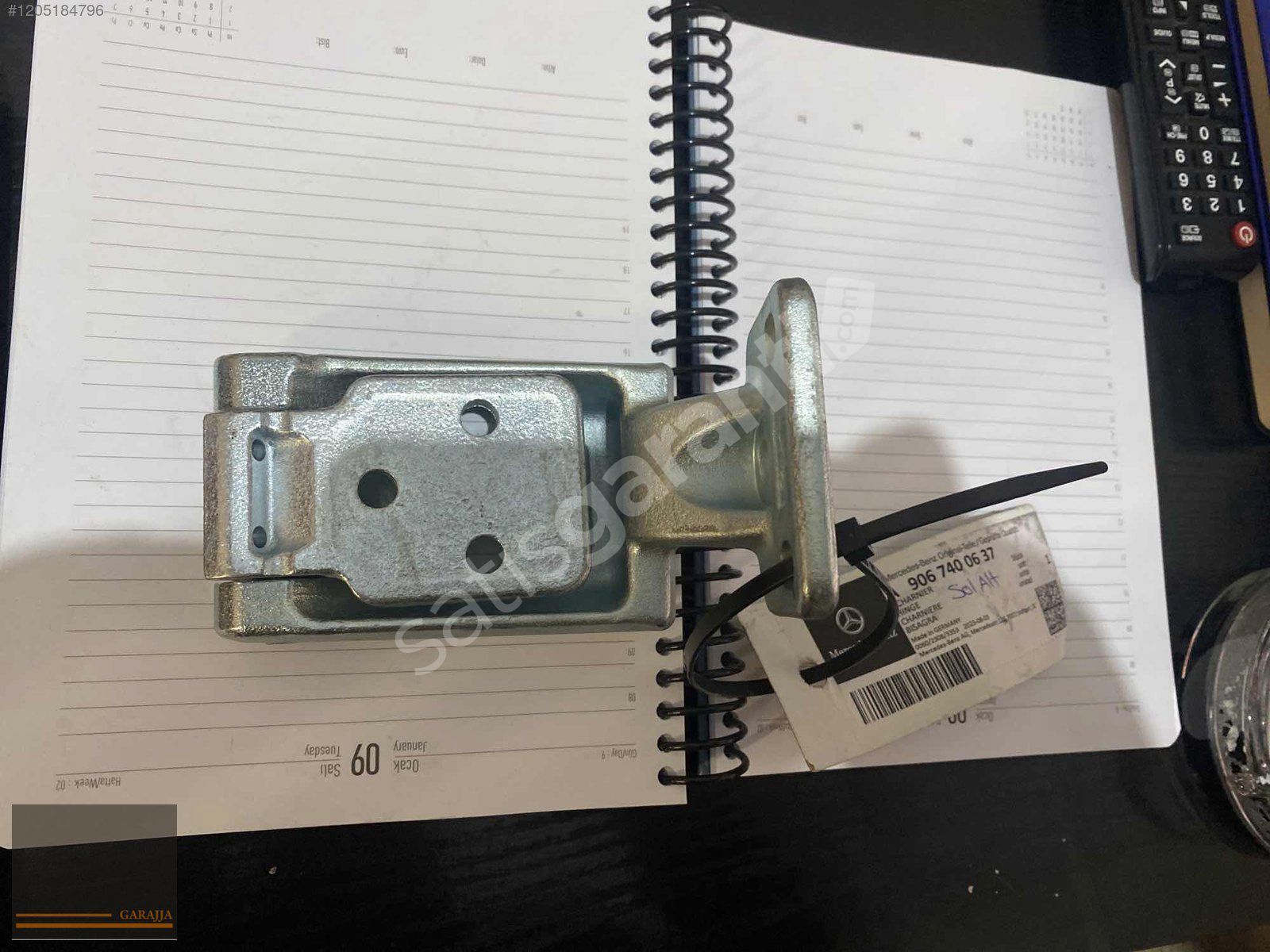 MERCEDES SPRİNTER W906 ARKA BAGAJ KAPISI SOL ALT MENTEŞESİ SIFIR