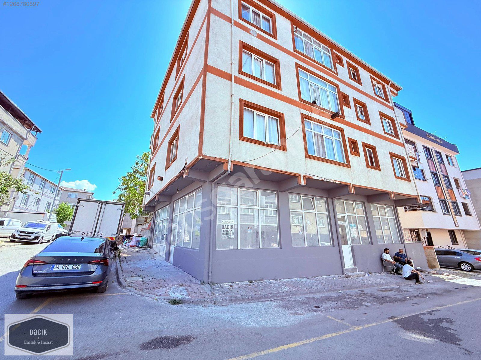 SULTANBEYLİ MERKEZ KİRALIK 125m2 DÜZ GİRİŞ DÜKKAN BACİK EMLAK