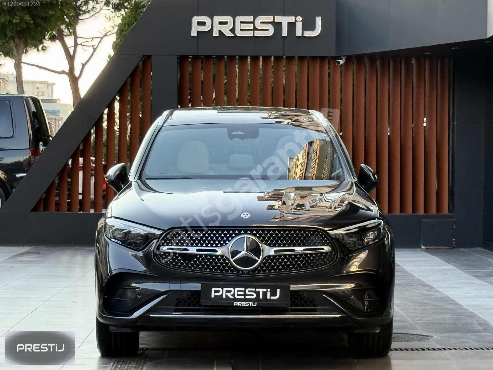 PRESTİJ.. 2024 MERCEDES GLC 180 AMG PAKET BAYİ ÇIKIŞLI HATASIZ