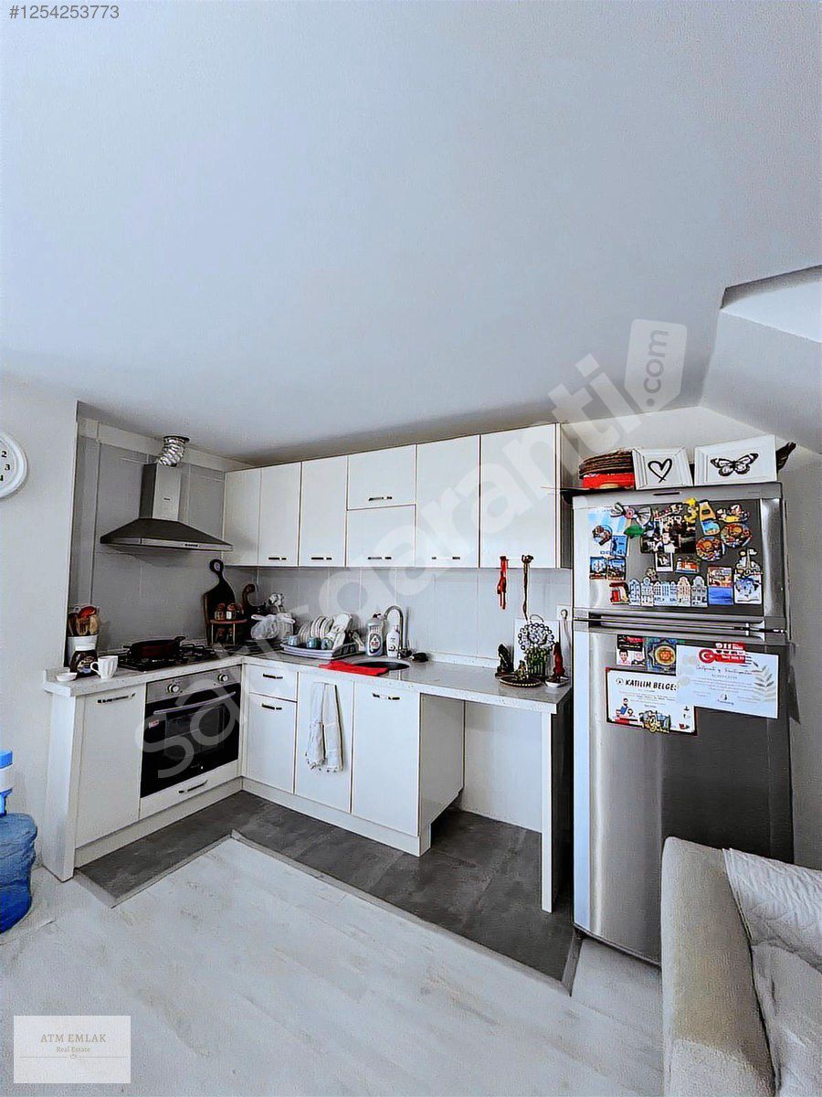 Güzeloba Turizm Yolunda 1+1 Satılık Dubleks Daire