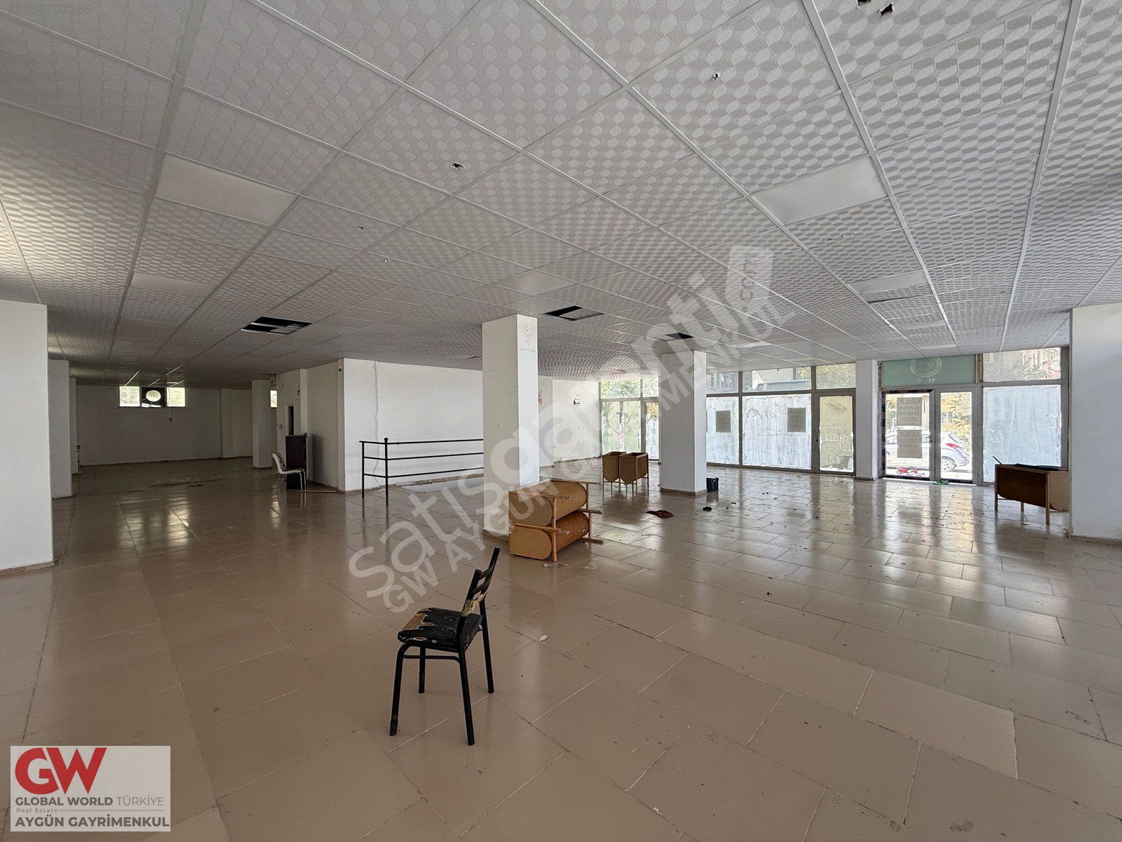 TEKİRDAĞ KAPAKLI'DA KELEPİR FİYATA 550m2 ACİL SATILIK DÜKKAN