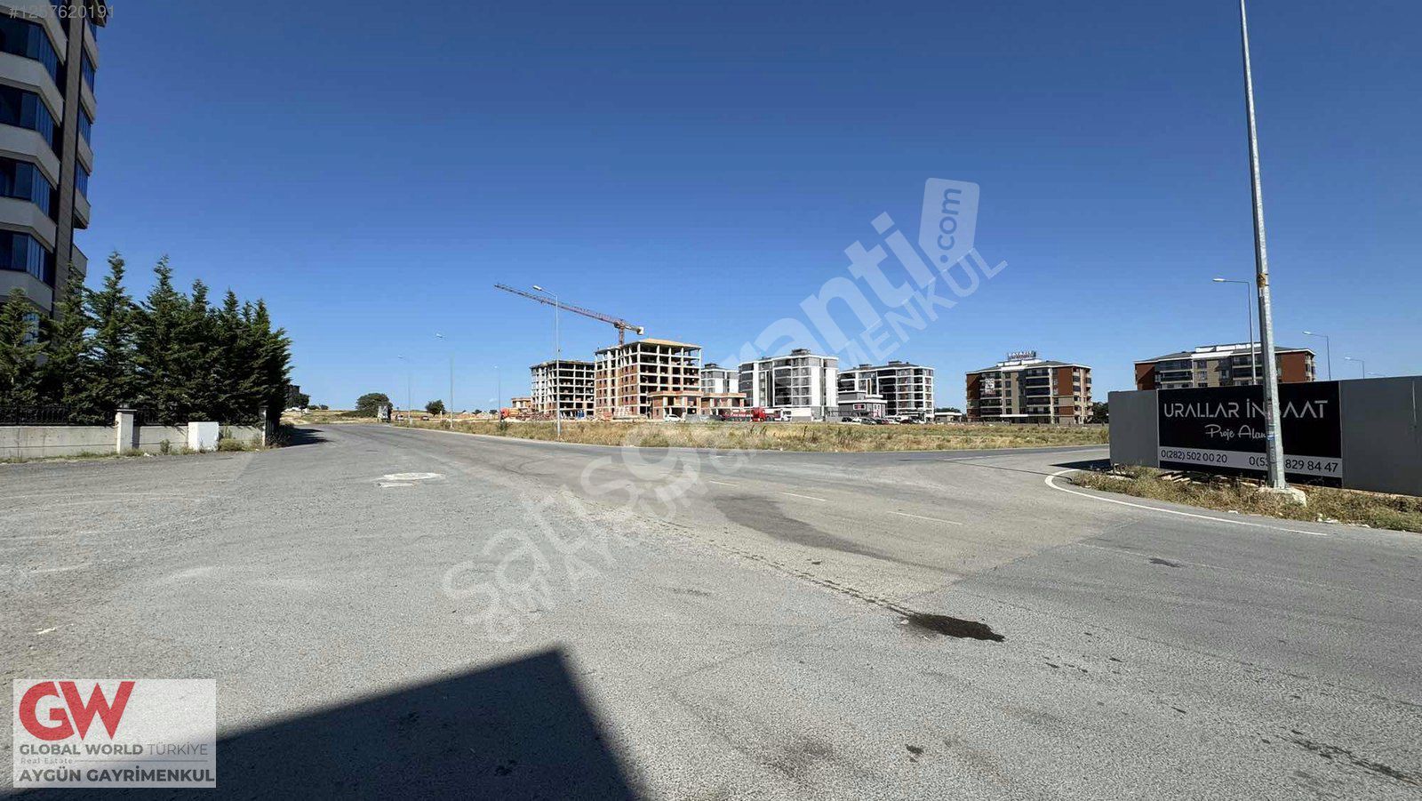 ÇERKEZKÖY TEPEDE SİTE İÇİNDE SATILIK 1+1 DAİRE