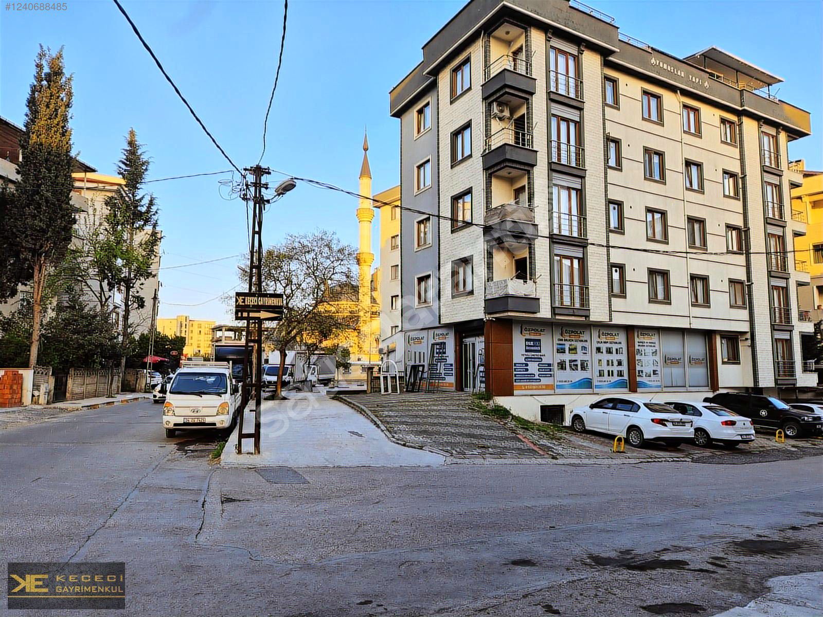 KEÇECİ"DEN PENDİK KURTKÖY MERKEZ"DEN SATILIK 2+1 95m2 DAİRE