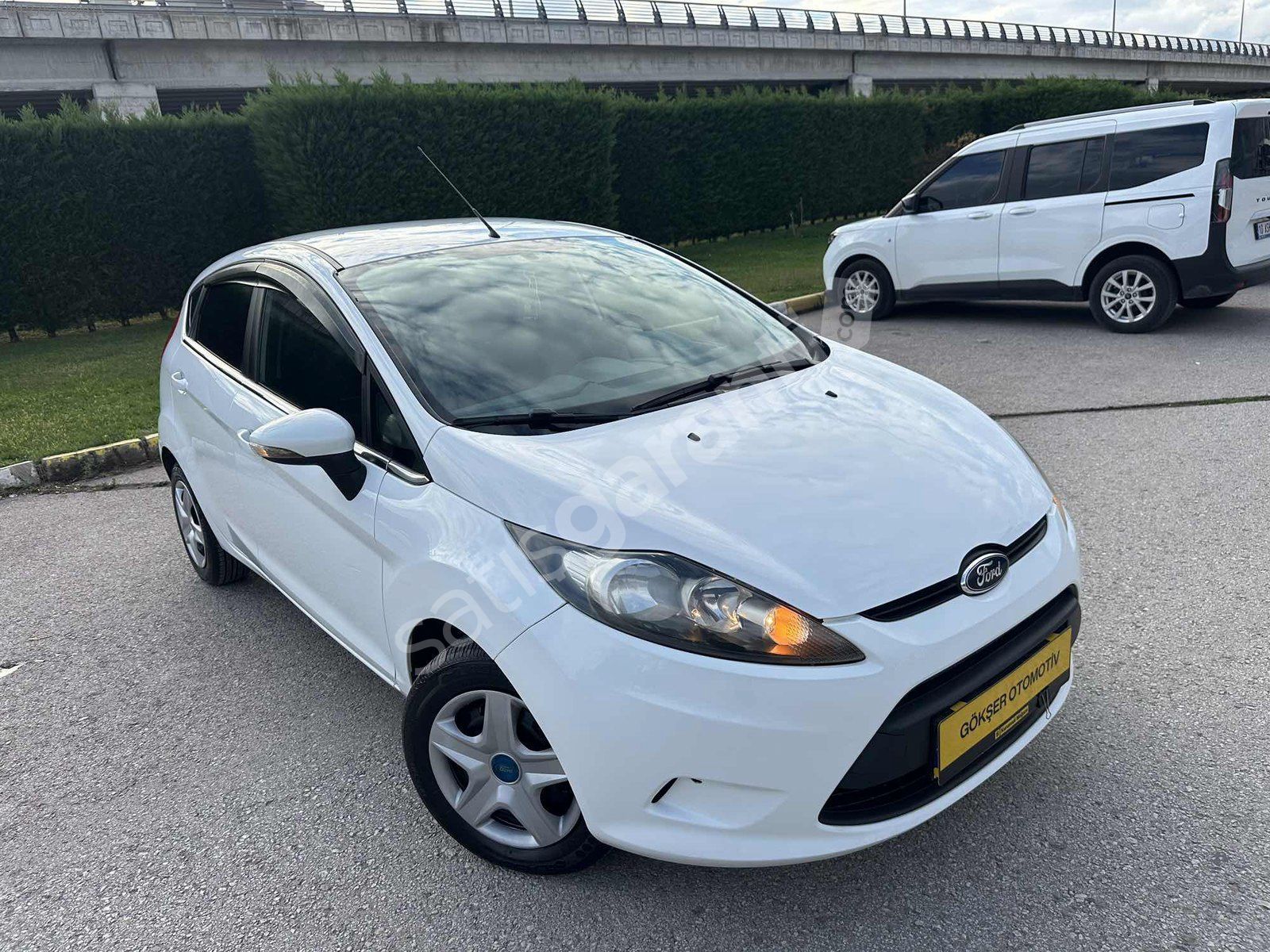 2011 FORD FİESTA HATASIZ BOYASZ ORJiNAL 152.000KM TEMİZ BENZİNLİ