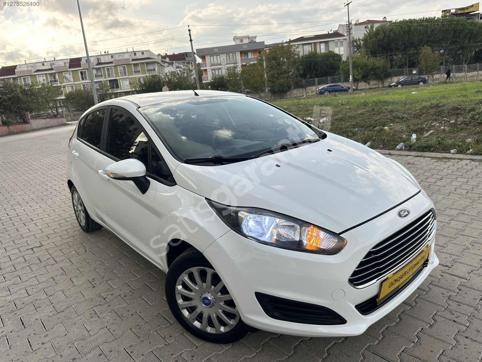 2013 FORD FİESTA HATASIZ ORJİNAL 78.000KM GARAJ ARABASI EMSALSİZ