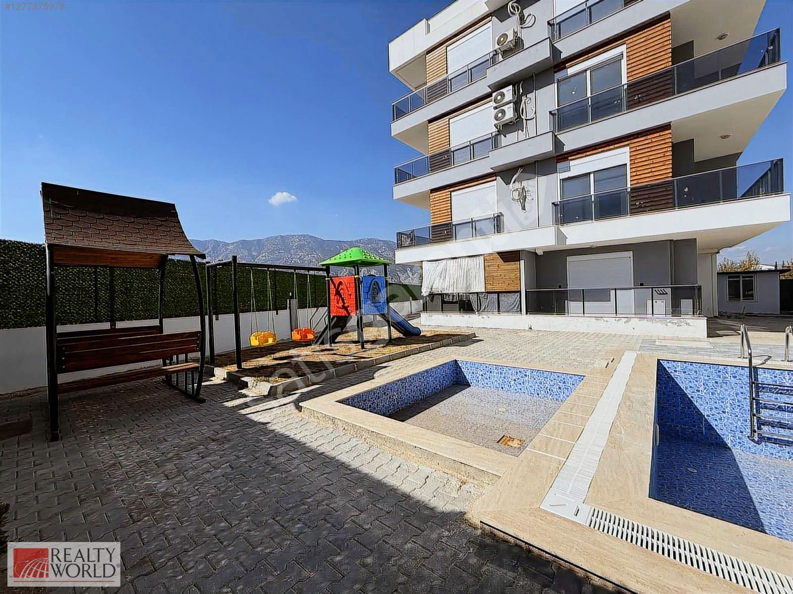 DÖŞEMEALTI YENİKÖYDE 2+1 SİTE İÇİ HAVUZLU SATILIK DAİRE