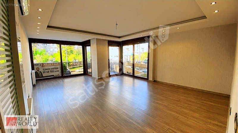 Konyaaltı Uncalı Kurgu Hayat Sitesinde Satılık 3+1 Daire