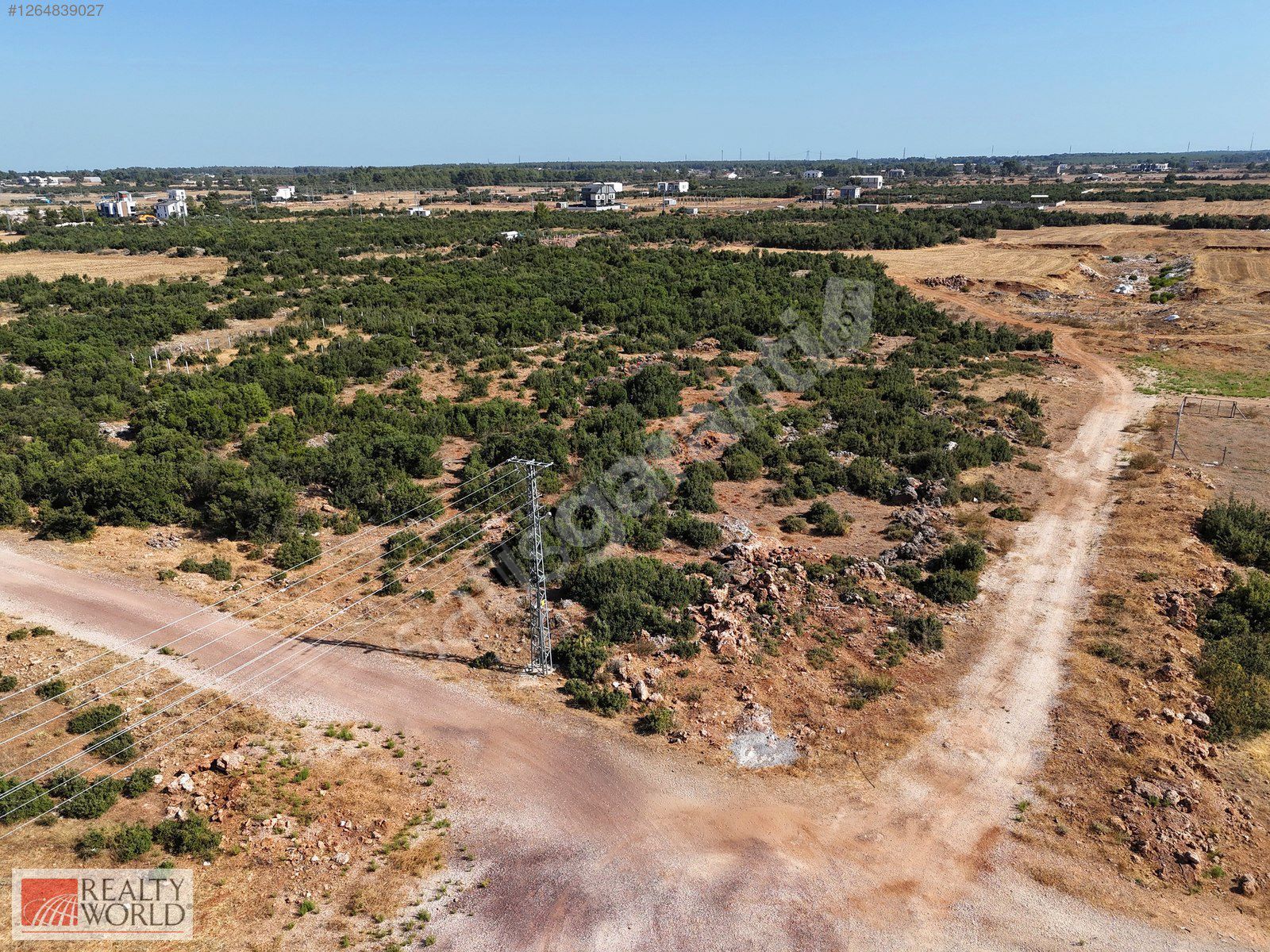 DÖŞEMEALTI ALTINKALE'DE KÖŞE PARSEL 546 M2 SATILIK İMARLI ARSA