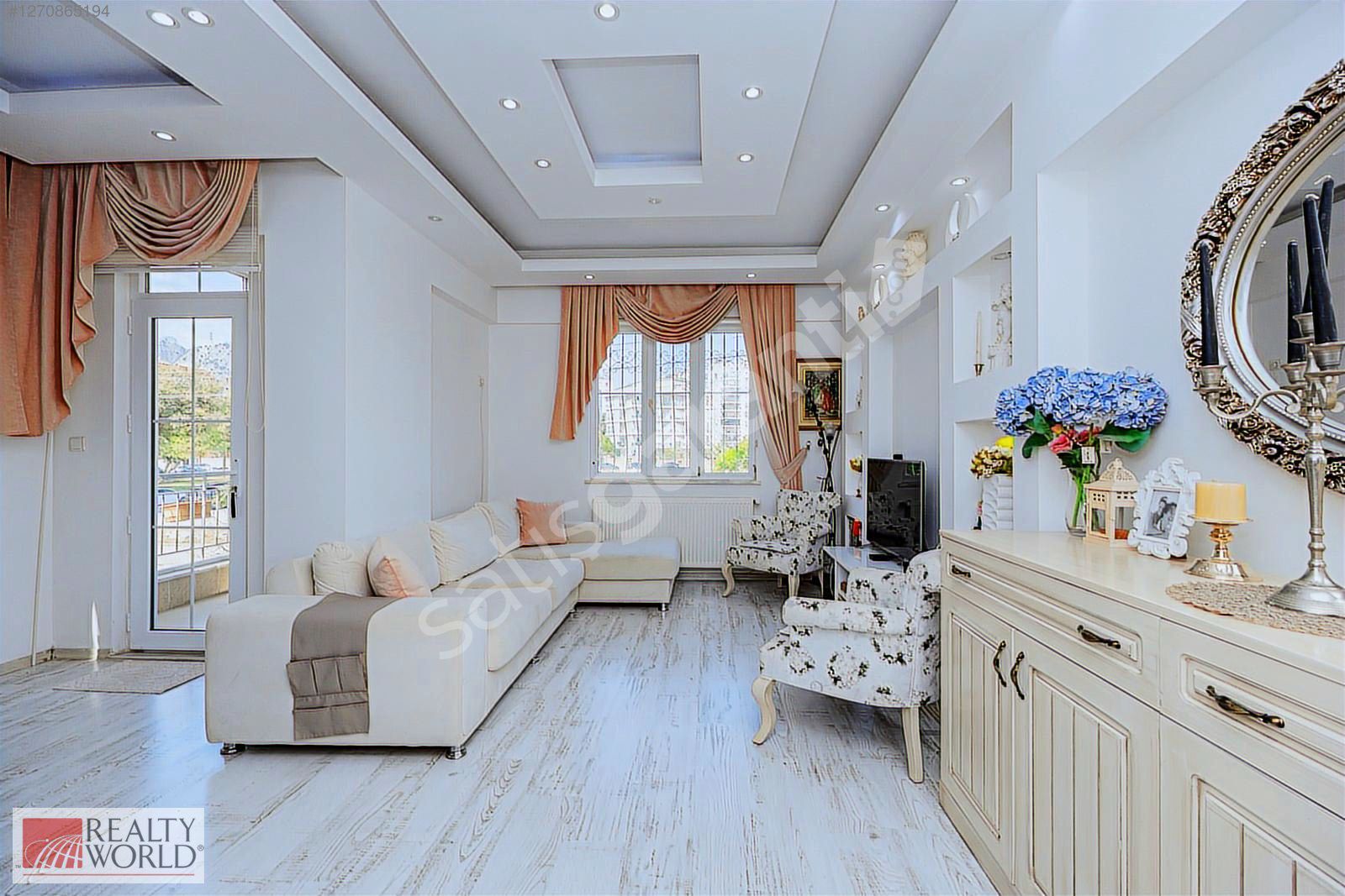 Liman Mahallesi'nde 2+1 eşyalı satılık daire