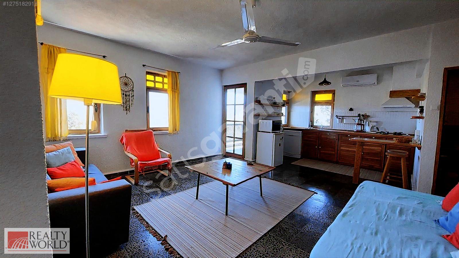 ANTALYA KAŞ YARIMADA'DA SATILIK DAİRE (KISMİ DENİZ MANZARALI)