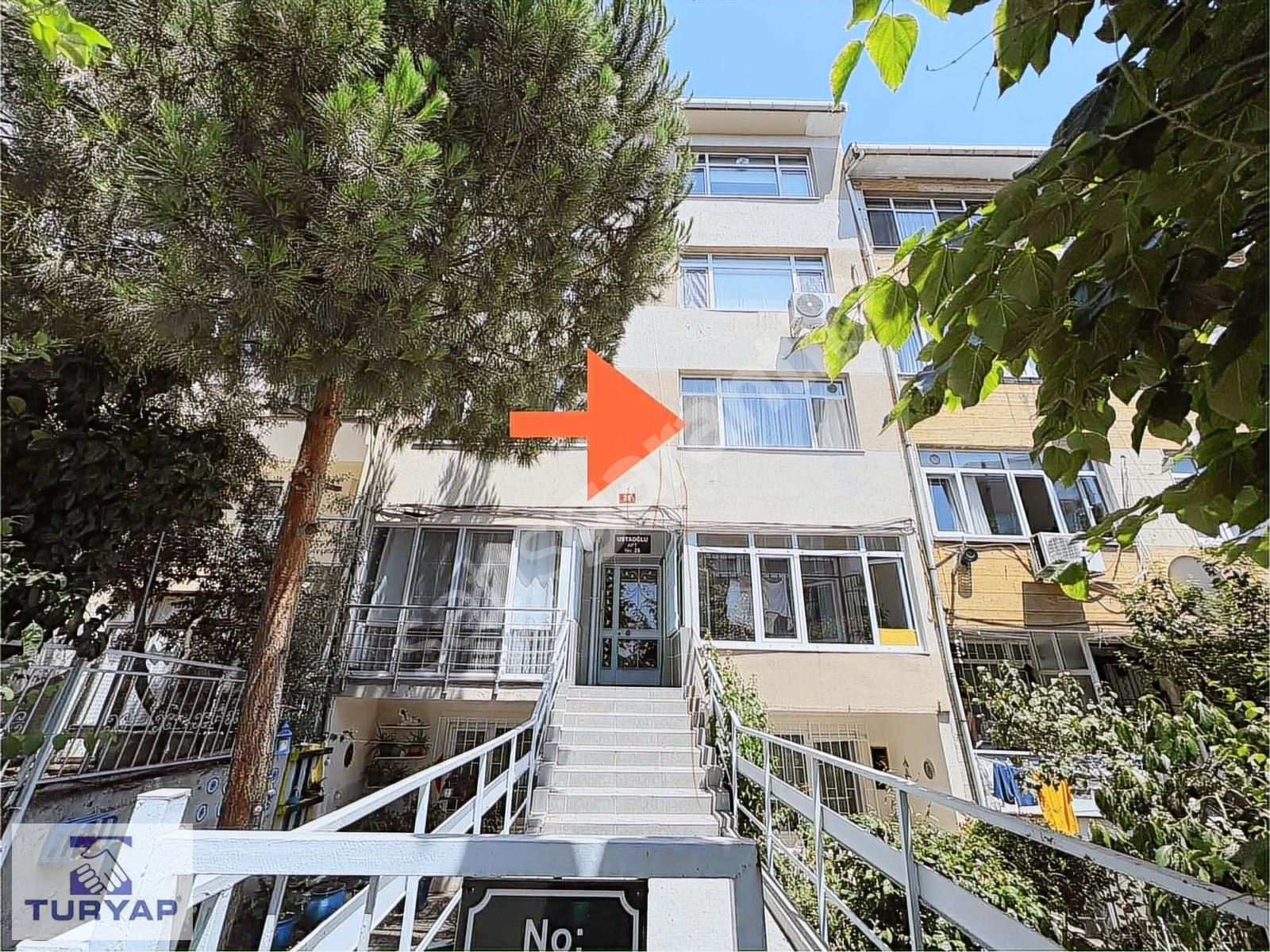 ACIBADEM İKBALİYE'de KOMBİLİ ,TEMİZ 95m2 2+1 ARA KAT