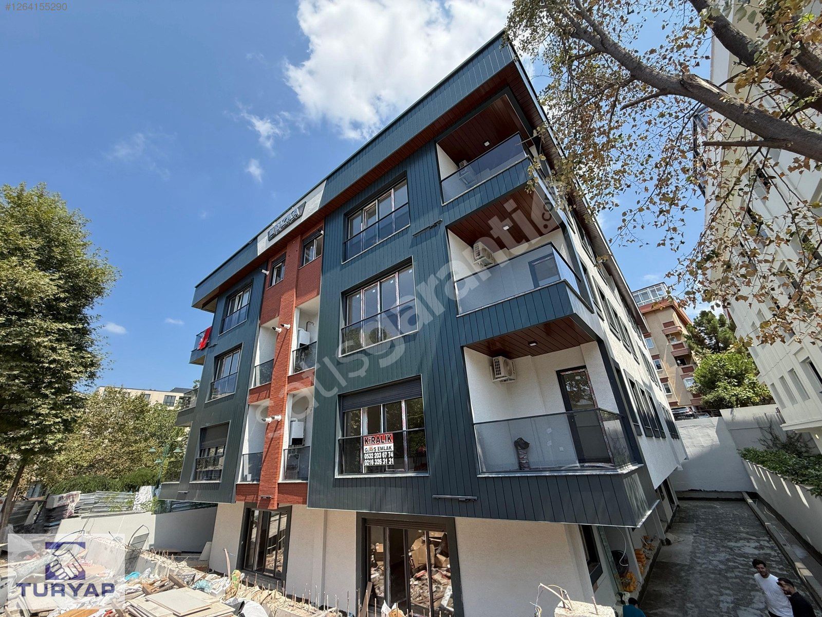 ACIBADEM'İN EN GÜZEL SOKAĞINDA, CADDEYE 4.BİNA, 124m2 3+1