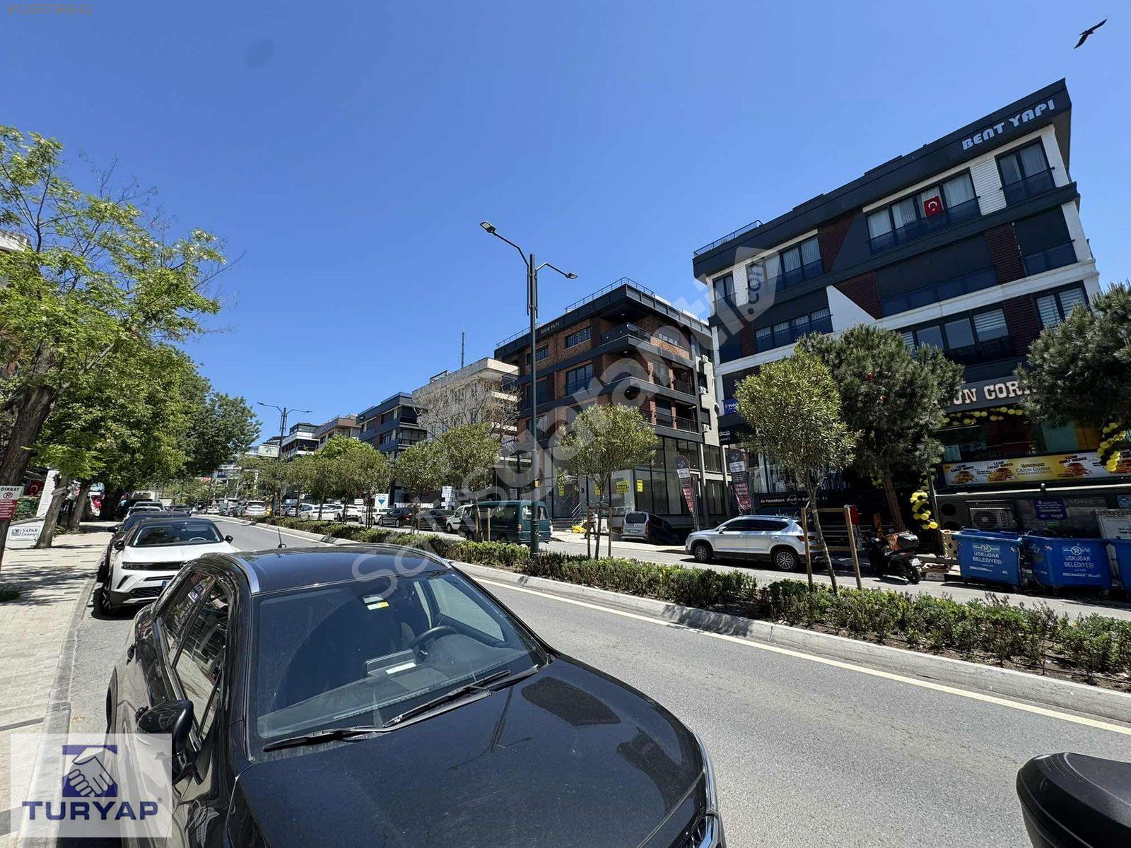 ACIBADEM CADDESİNDE;METROBÜSE YAKIN,MÜKEMMEL DÜKKAN-MAĞAZA 182m2