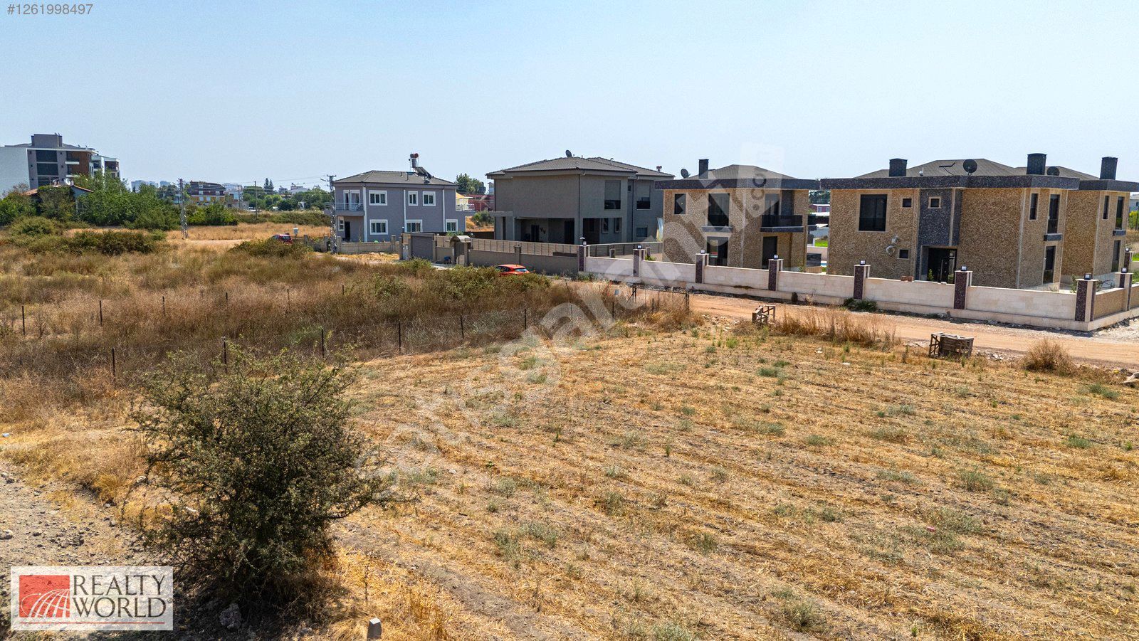 DÖŞEMEALTI YENİKÖYDE 450 M2 SATILIK ARSA KÖŞE PARSEL İMARLI