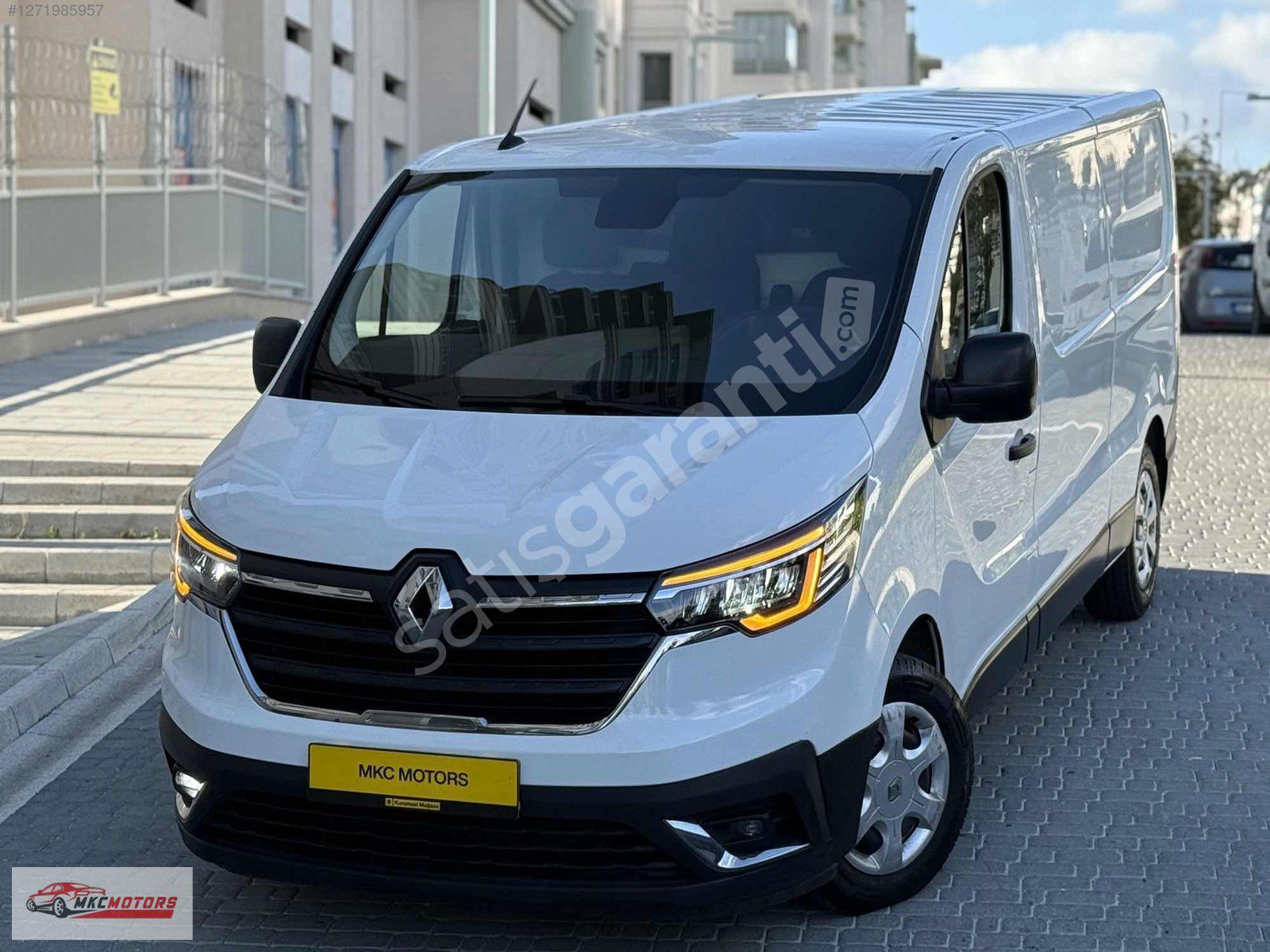 2022 TRAFİC KLİMALI 115 BİN KM %20 KDV'Lİ DEĞİŞENSİZ TRAMERSİZ