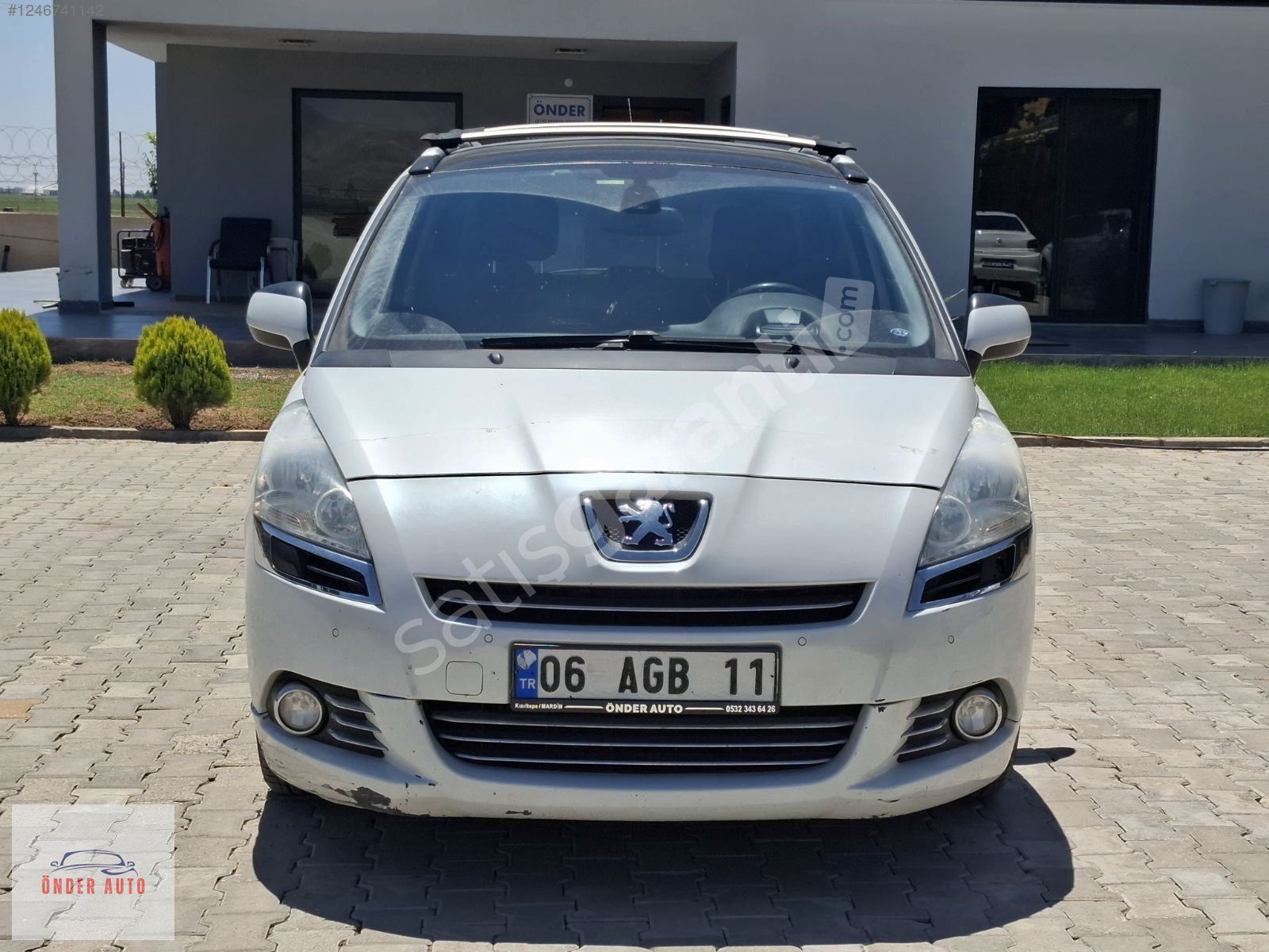 ÖNDER AUTODAN PEUGEOT 5008 OTOMATİK 205 BİNDE HATASIZ