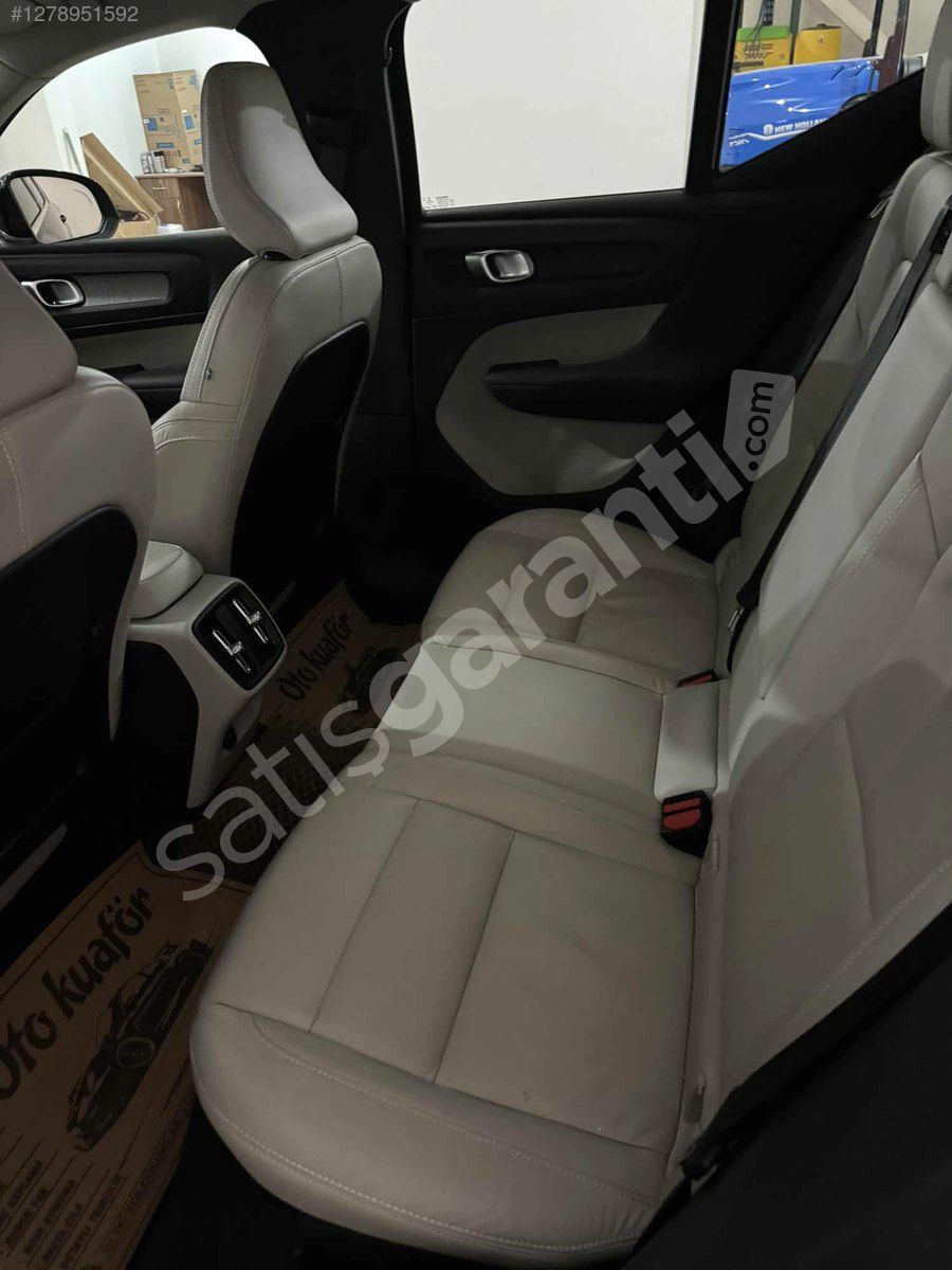 2022 Model Volvo XC40 HEKİMOĞULLARI MOTORS'DAN