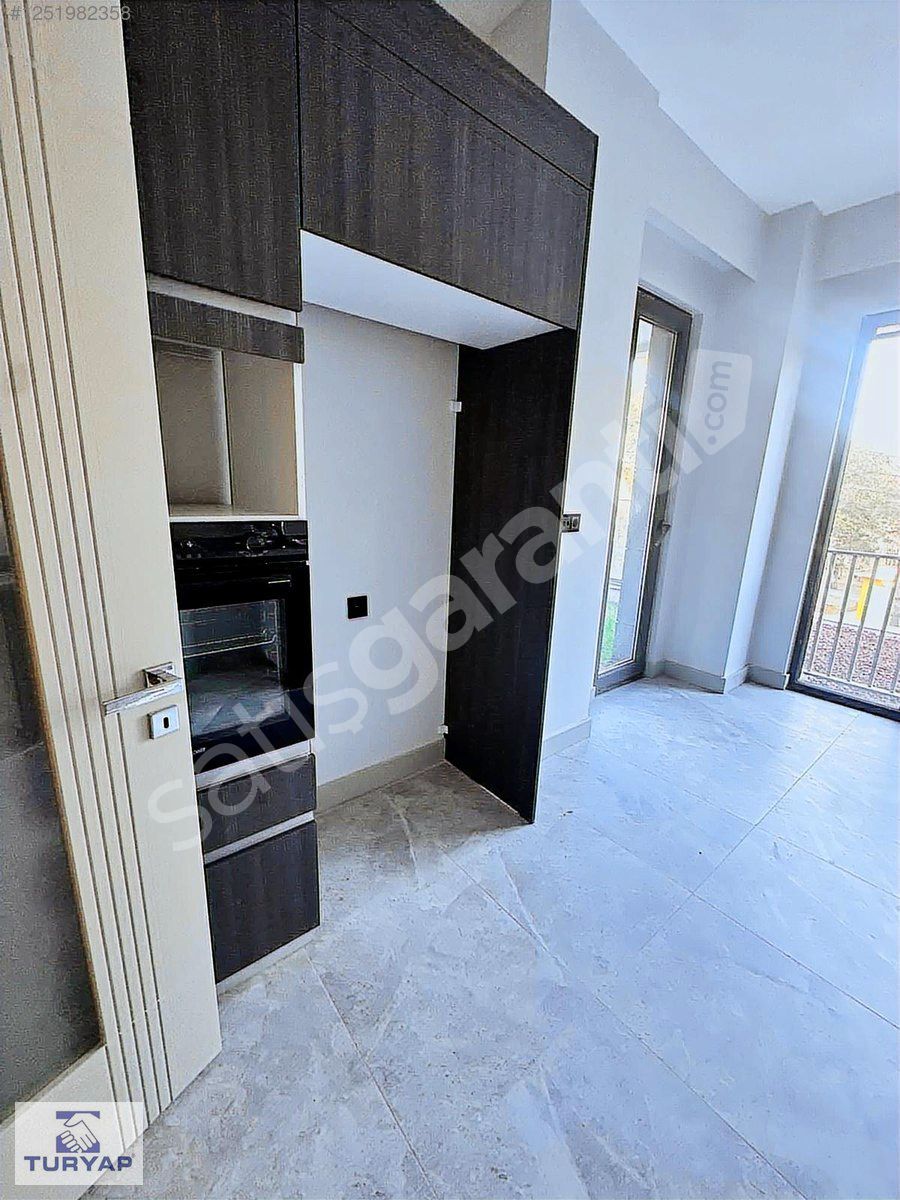 EMLAK KONUT ÇINARKÖY KİRALIK 3+1 ÖN CEPHEDE BÜYÜK BAHÇE KATI