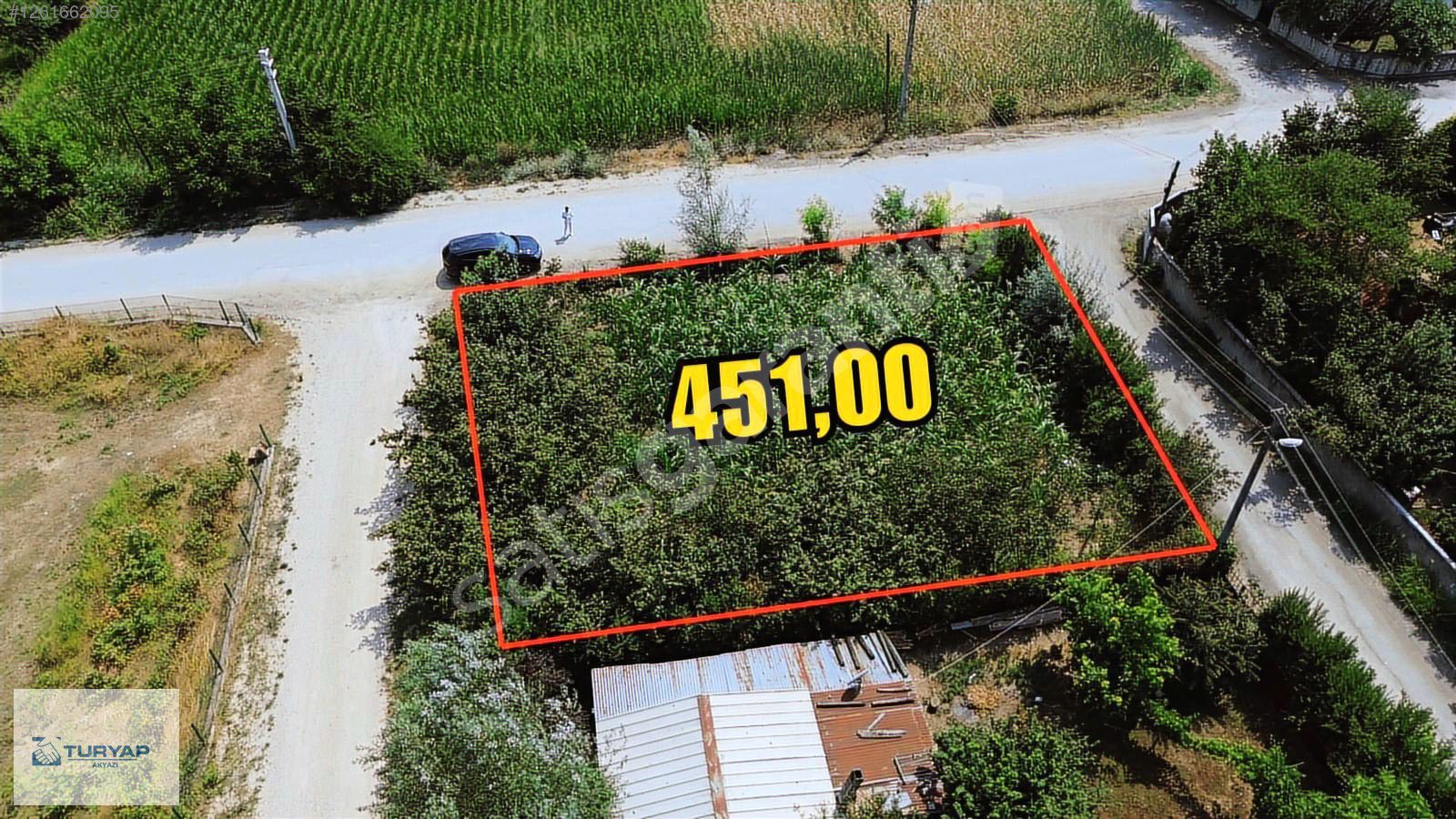 TURYAP AKYAZI'dan CUMHURİYET MAHALLESİNDE SATILIK 451 M2 ARSA